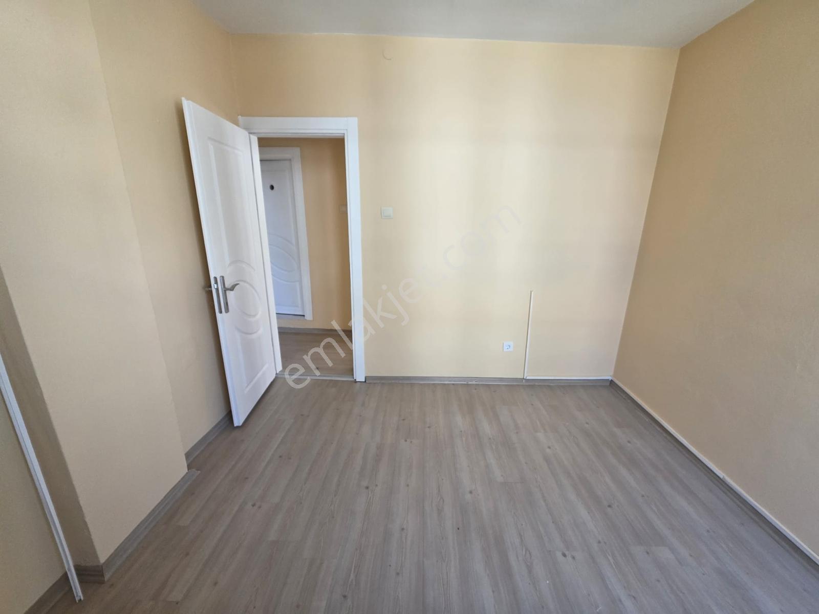 Basın Sitesi'nin En Nezih Sokağında 3+1 Masrafsız Daire - Görsel 5