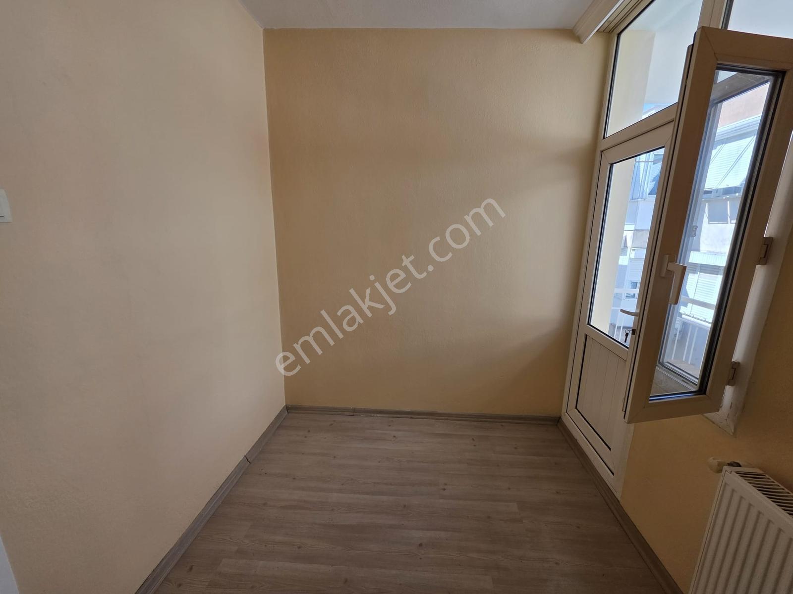 Basın Sitesi'nin En Nezih Sokağında 3+1 Masrafsız Daire - Görsel 9