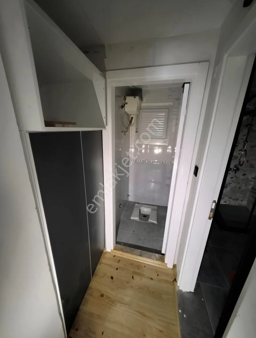 Turpa'dan Şirinyer Merkez Noktada Giriş Kat Satılık 3+1 Daire - Görsel 2