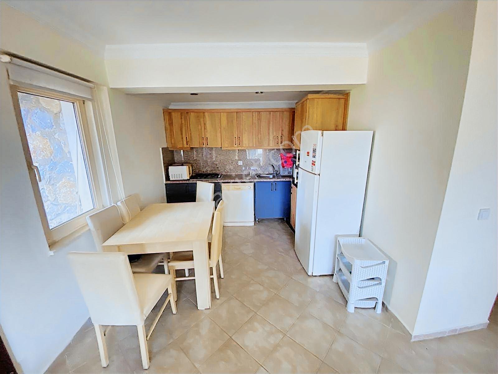 Muğla Bodrum Milas Boğaziçi Adabükü Plajlı Sitede Bahçe Katı - Görsel 22