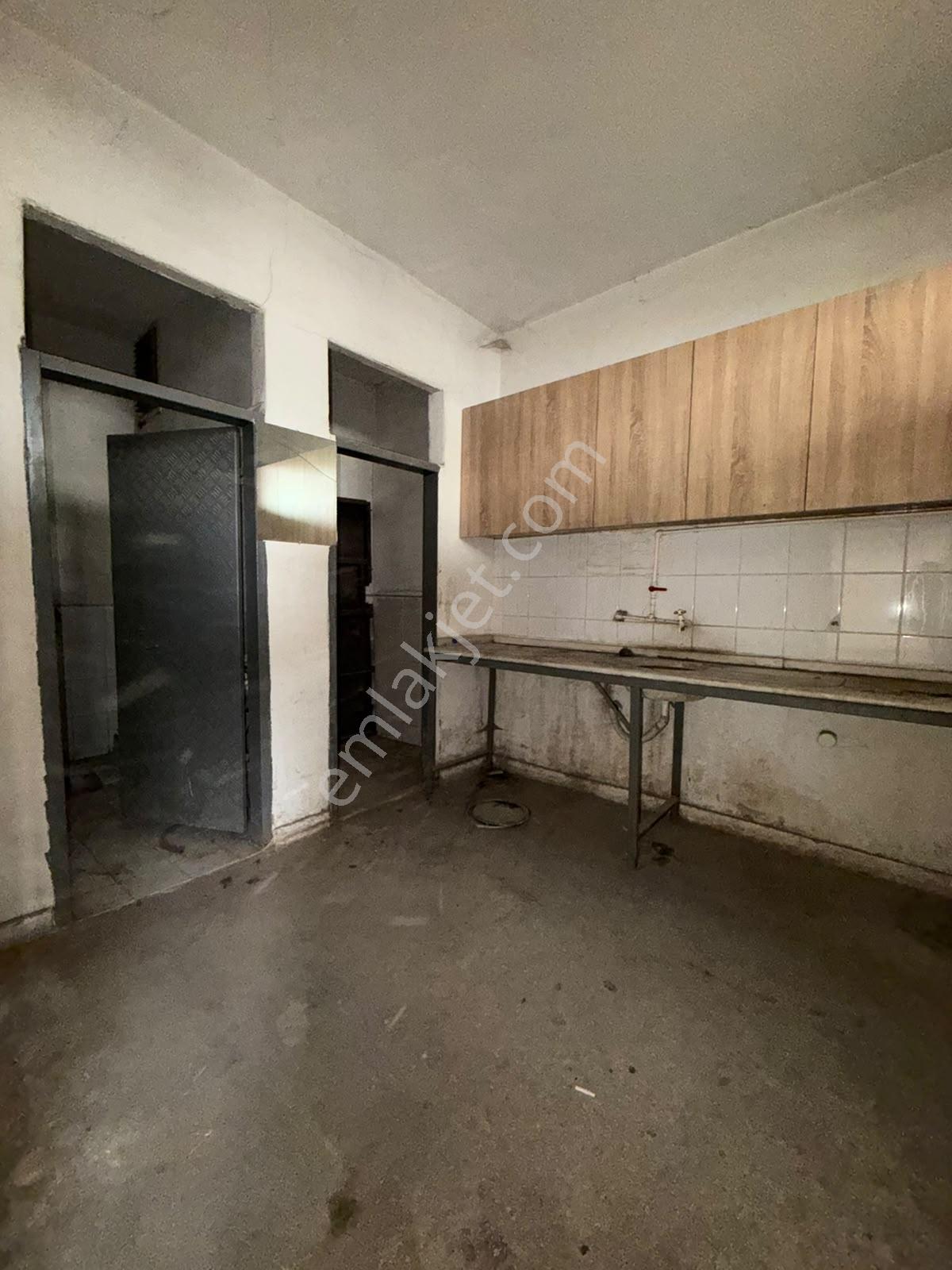 Engin Emlak'tan Karacaören Sanayi Sitesinde 350m2 Kiralık Dükkan - Görsel 23
