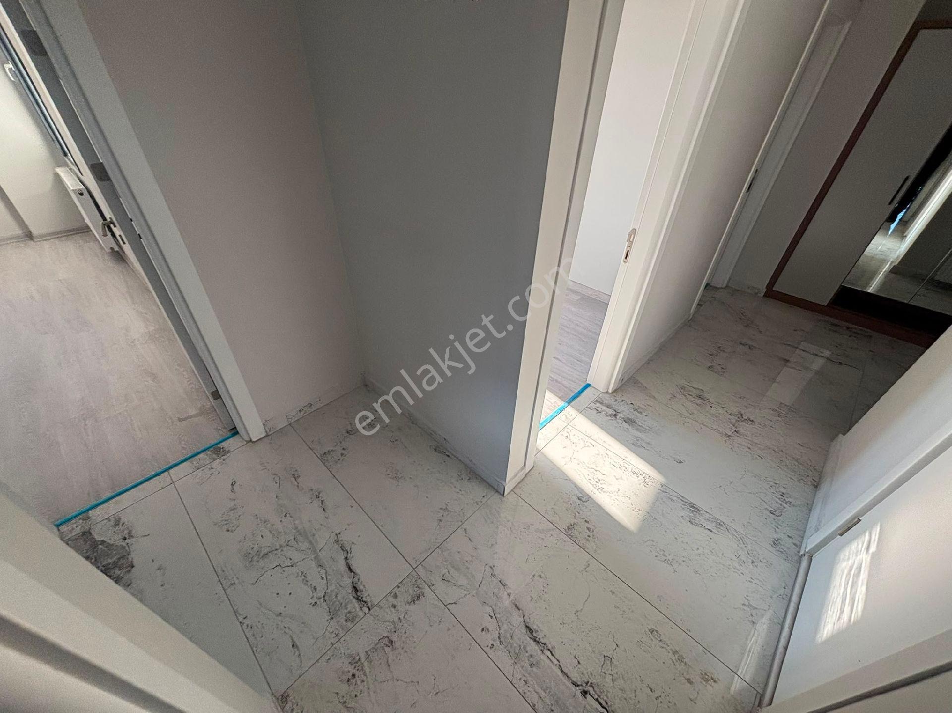 Balıkesir Edremit Tugay Yolu Üzerinde Satılık Geniş Kullanışlı Daire - Görsel 14