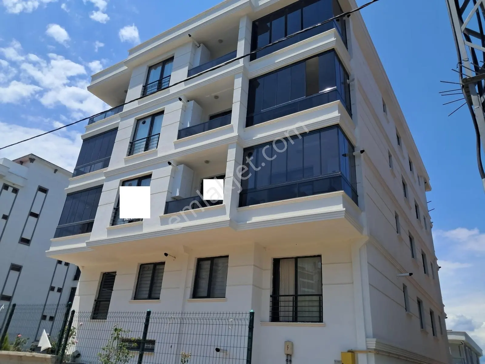 Samsun Atakum Mevlane Mah 2+0 Zemin Kat Sıfır Acil Satılık Daire