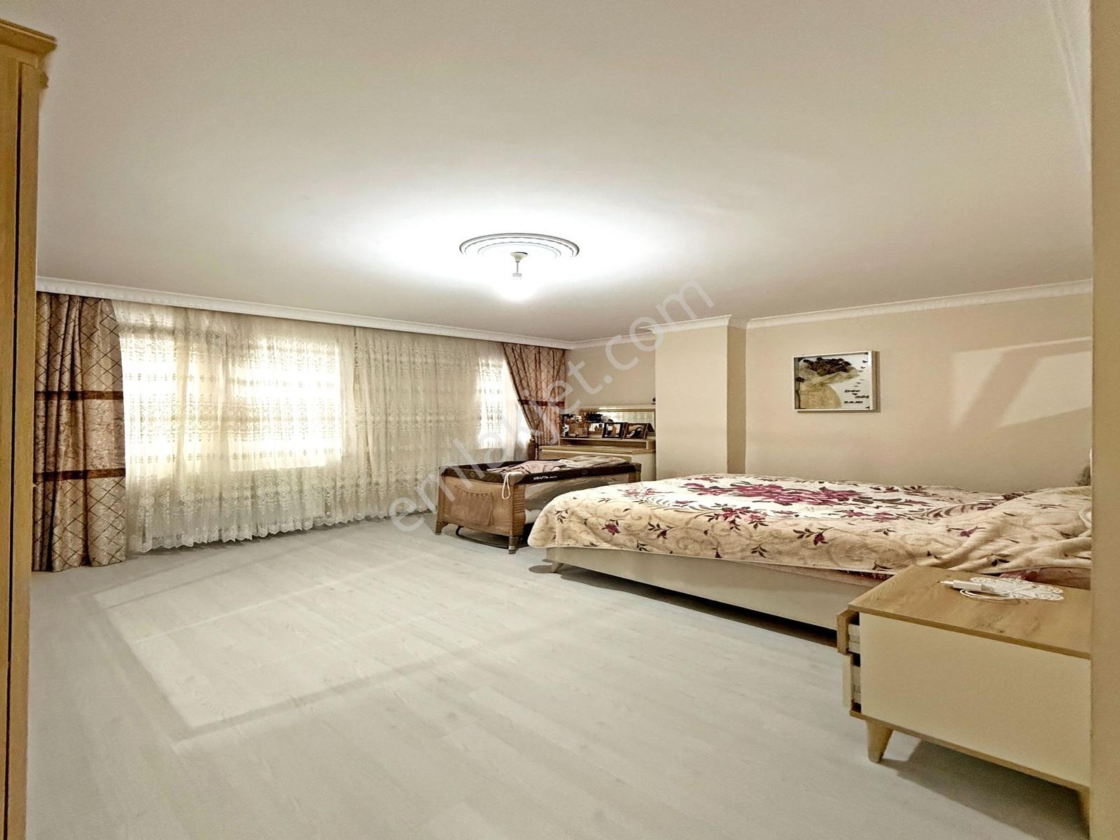 Mehterçeşme Göbeğe Yakın Yeni Binada İskanlı 2+1 Ara Kat Daire ! - Görsel 16