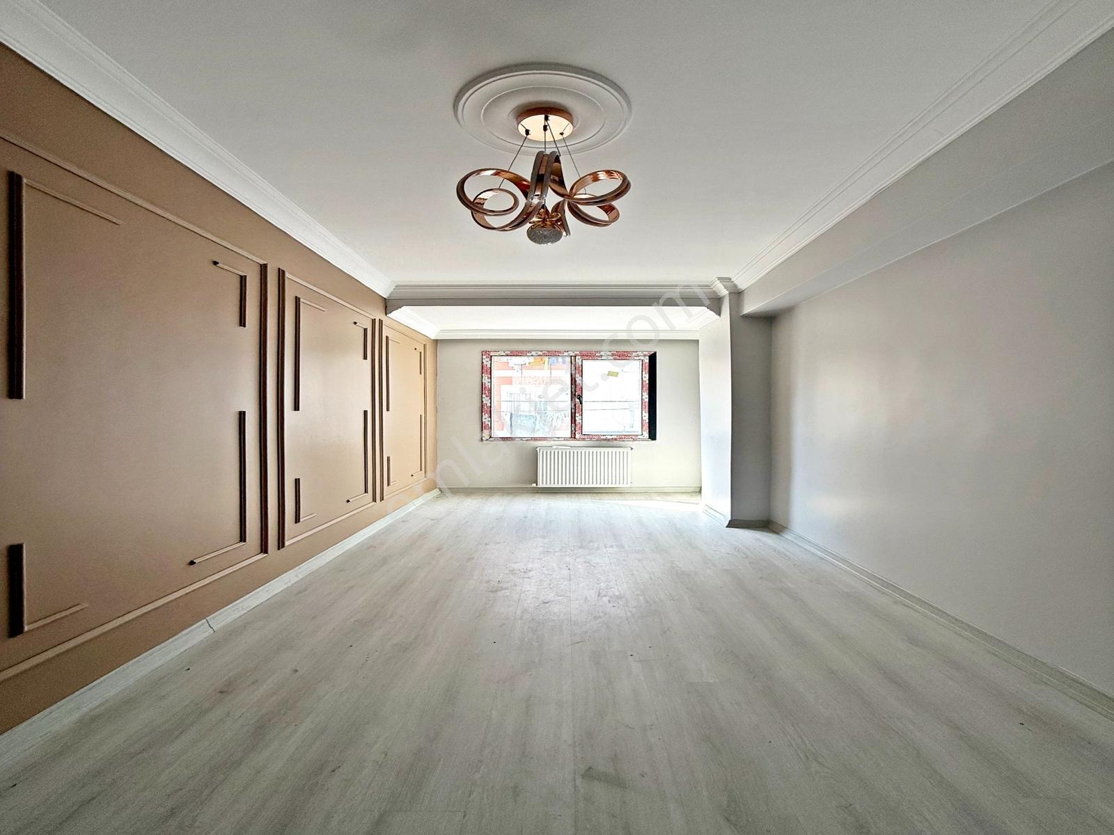 Caddenin Yanında Okula Cephe 2+1 Geniş Sıfır Asansörlü Ara Kat - Görsel 7