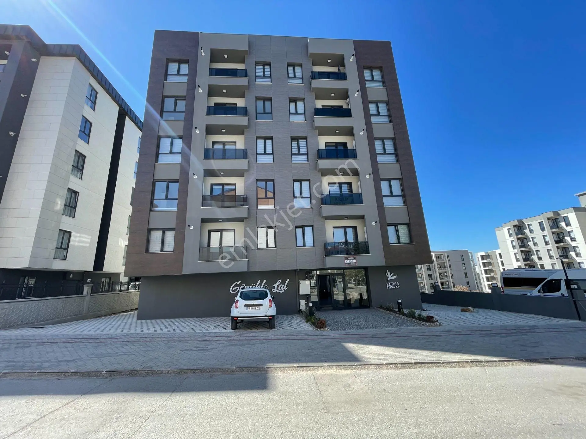 Bahar'dan Dumlupınar'da 2+1 Full Eşyalı Yeni Bina Satılık Daire