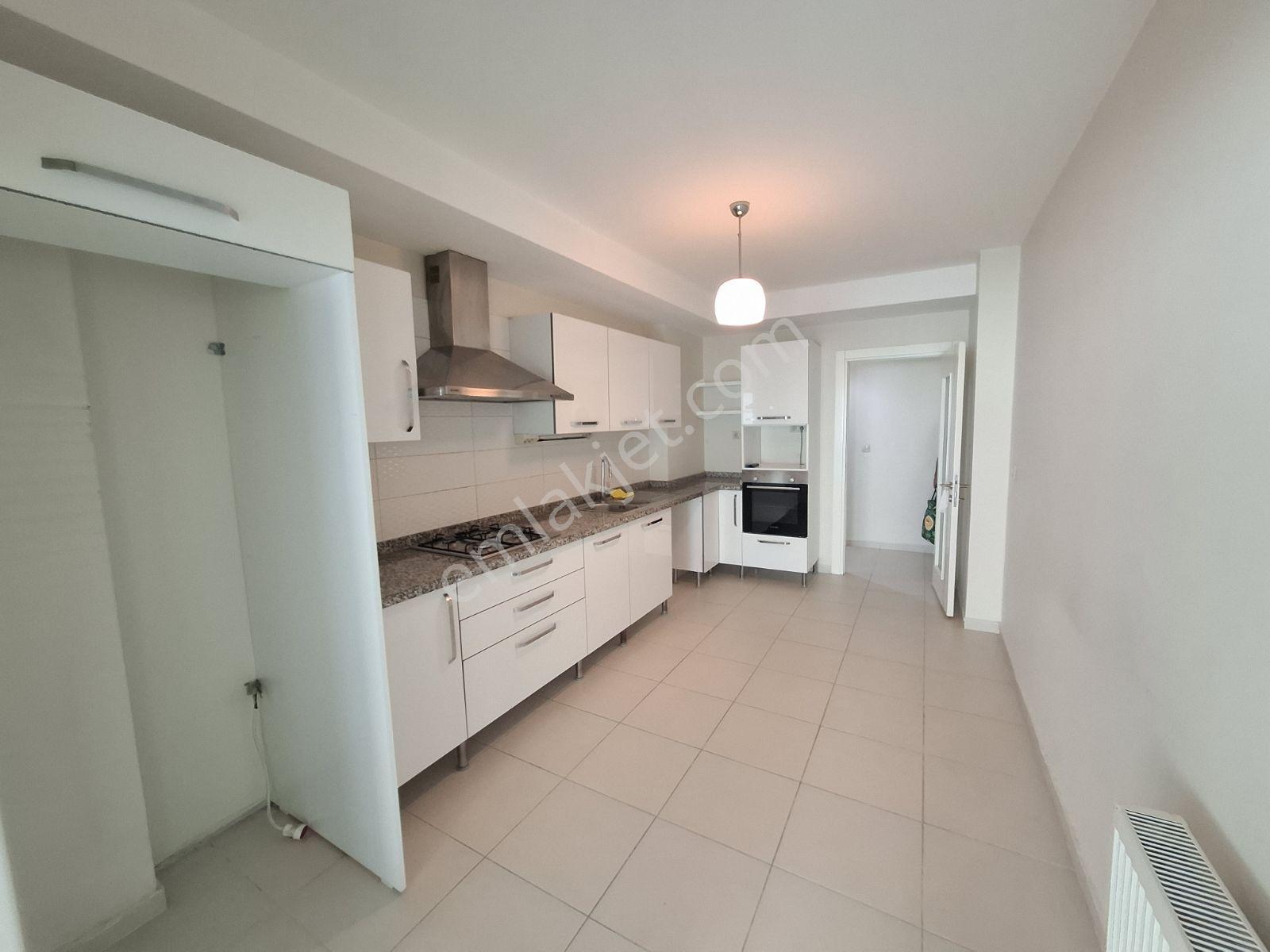 Kuşadası Ege Mahallesinde Satılık Masrafsız 3 Oda 1 Salon Daire - Görsel 23