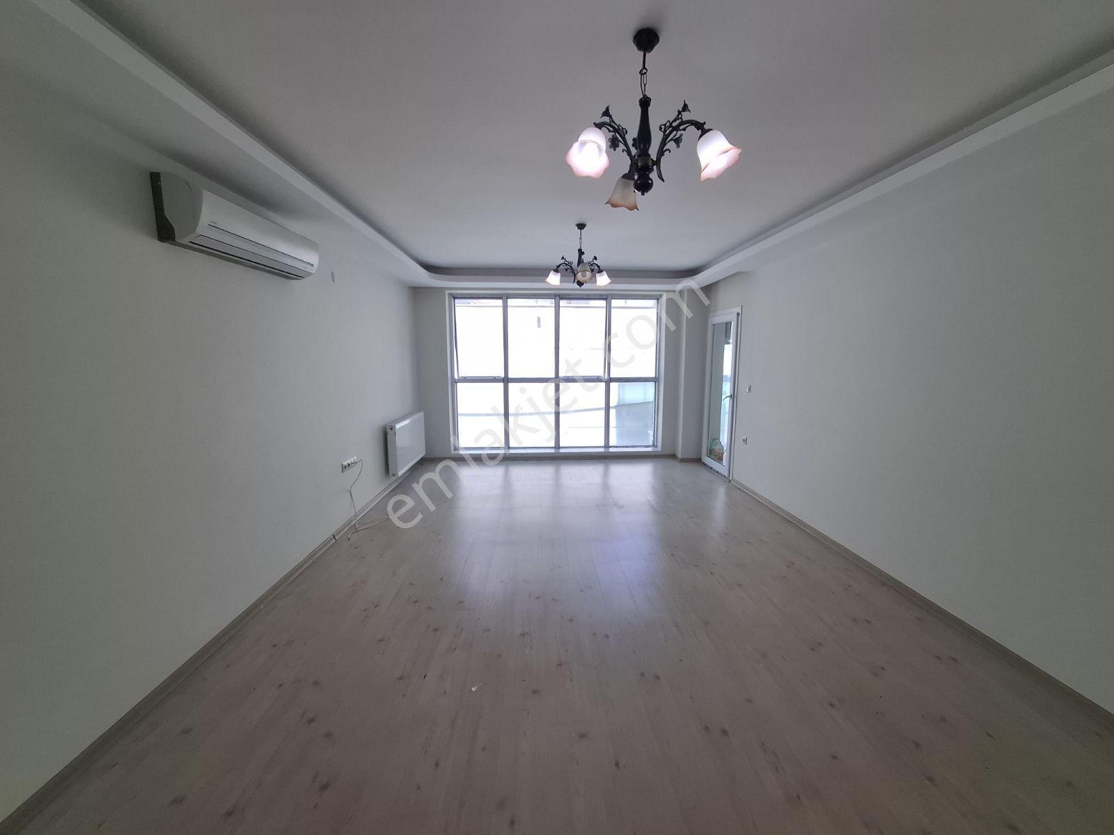 Kuşadası Ege Mahallesinde Satılık Masrafsız 3 Oda 1 Salon Daire - Görsel 5