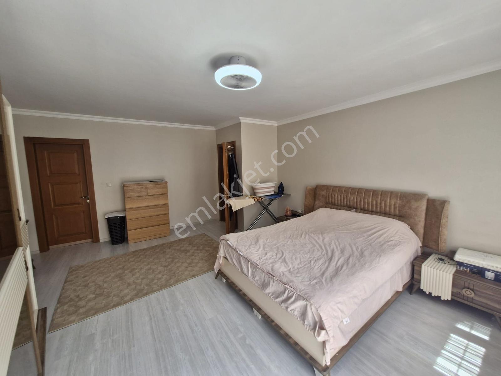 Göktürk Çeşmebaşı Cad.220m Asansörlü Otoparklı 5+1 Dubleks - Görsel 6