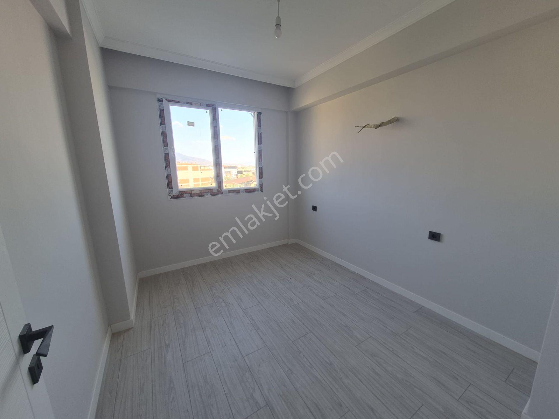 Yıldıztepe'de Prestijli Sitede Sıfır 3+1 Ön Cephe Köşe Daire - Görsel 13
