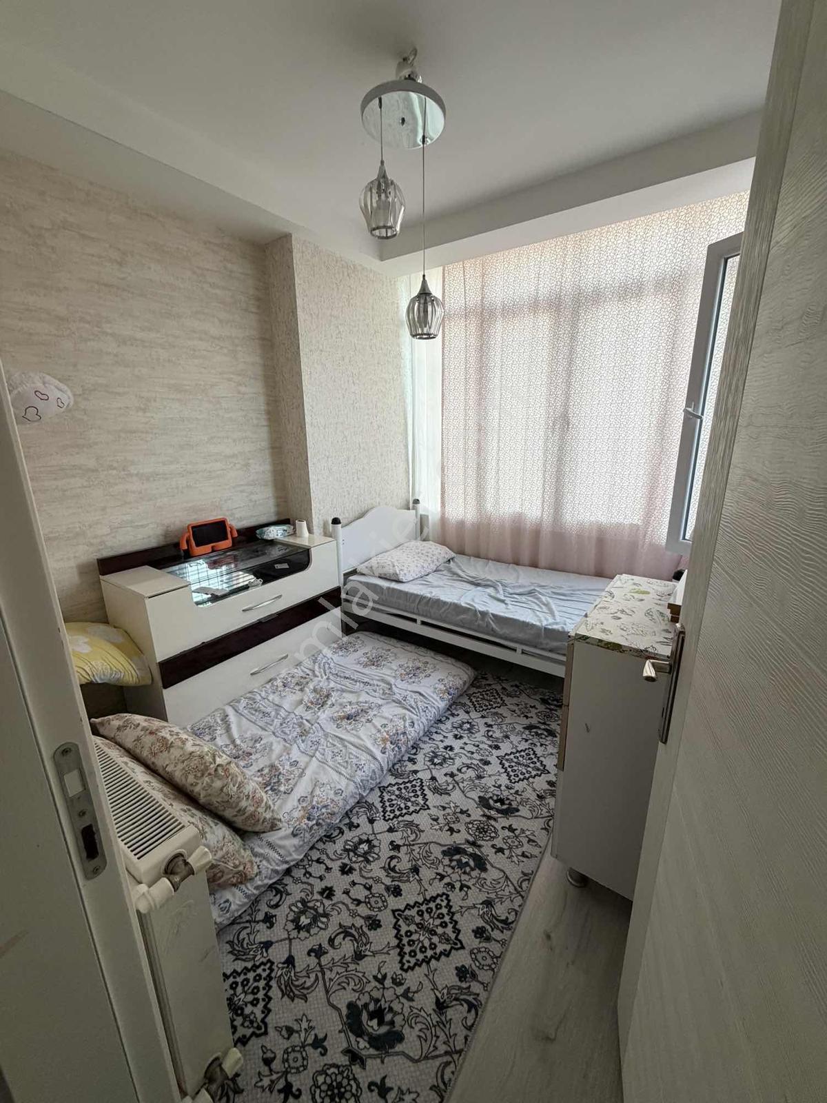 Gültepe Migros Civarı 3+1 Hasarsız Kombili Geniş Oturumlu - Görsel 9