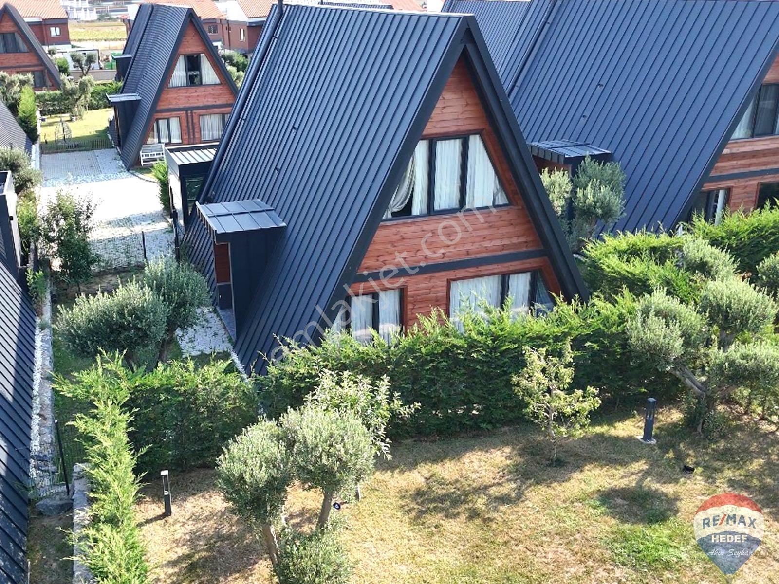 Remax Akın Seyhan Dan Satılık A-frame Mimari Dubleks Villa