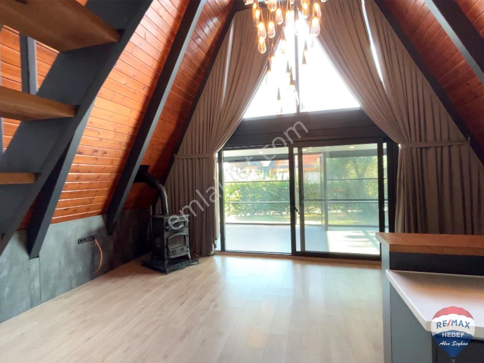 Remax Akın Seyhan Dan Satılık A-frame Mimari Dubleks Villa - Görsel 8
