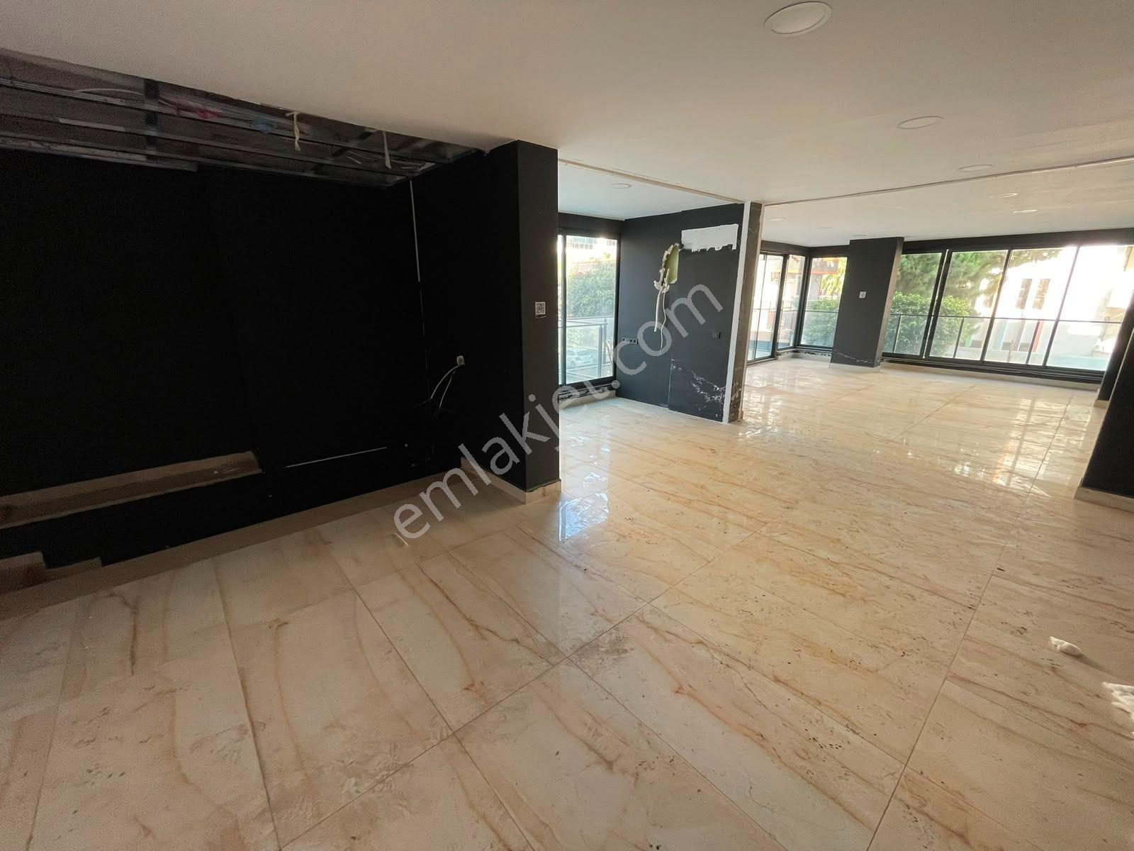 Alanya Mahmutlar'da Kiralık 550 M² Geniş Cepheli Mağaza - Görsel 21