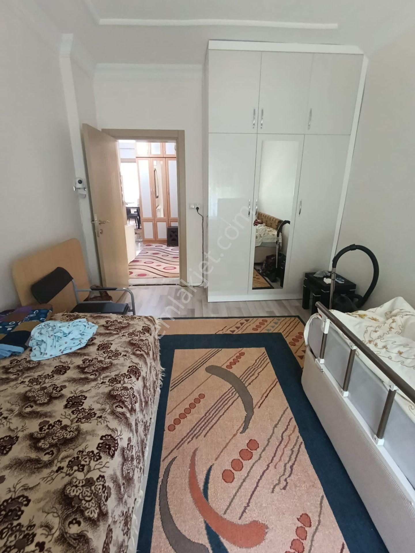 Emlaknomi'den Nefise Sultan Mah.3+1 Arakat Masrafsız 140m2 Cam Balkon Panjur Klima Duvar Kağıt - Görsel 13