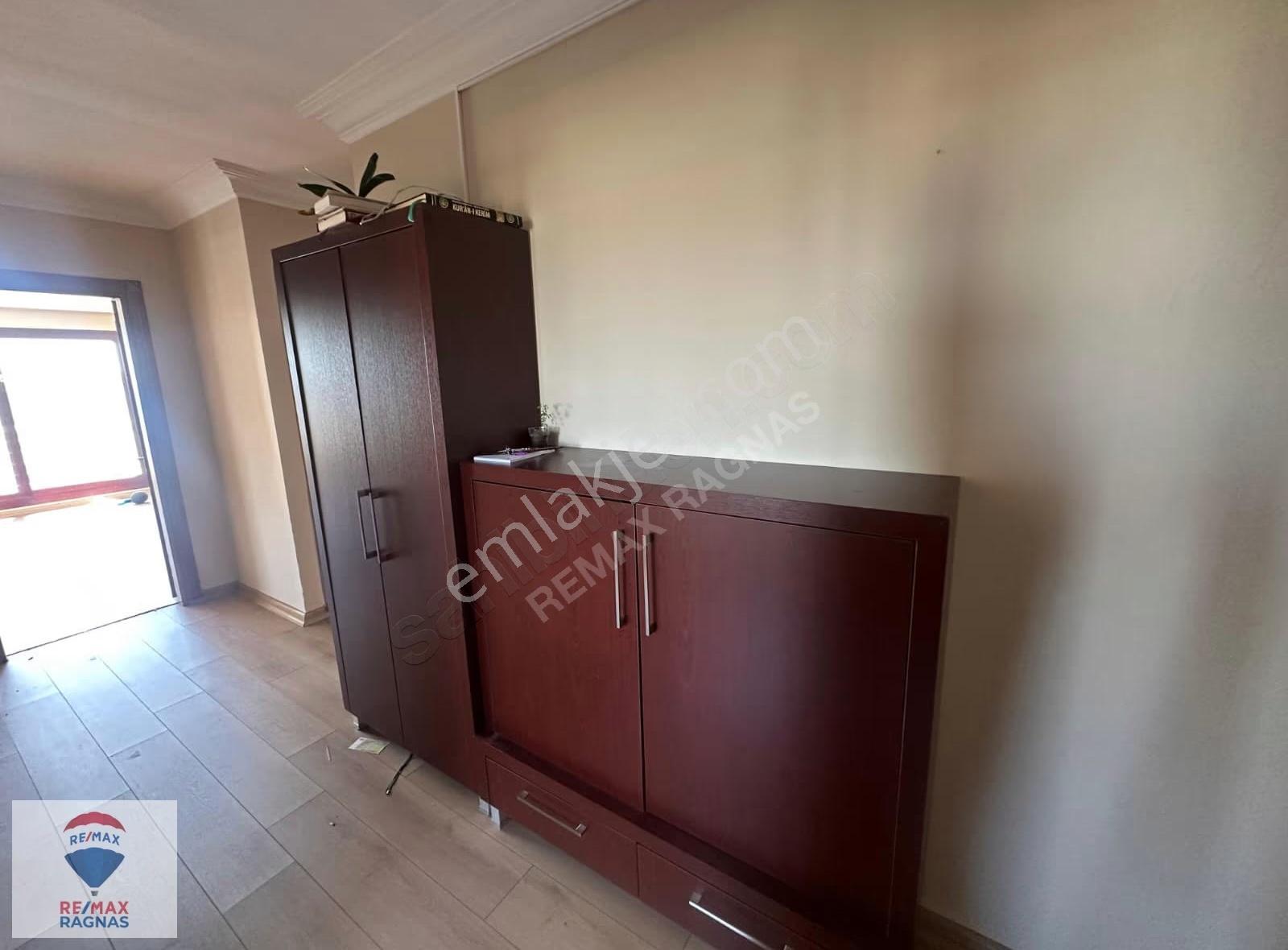 Ümraniye Mehmet Akif Mah. Elalmış Cad.konforlu 3+1 Kiralık Daire - Görsel 15