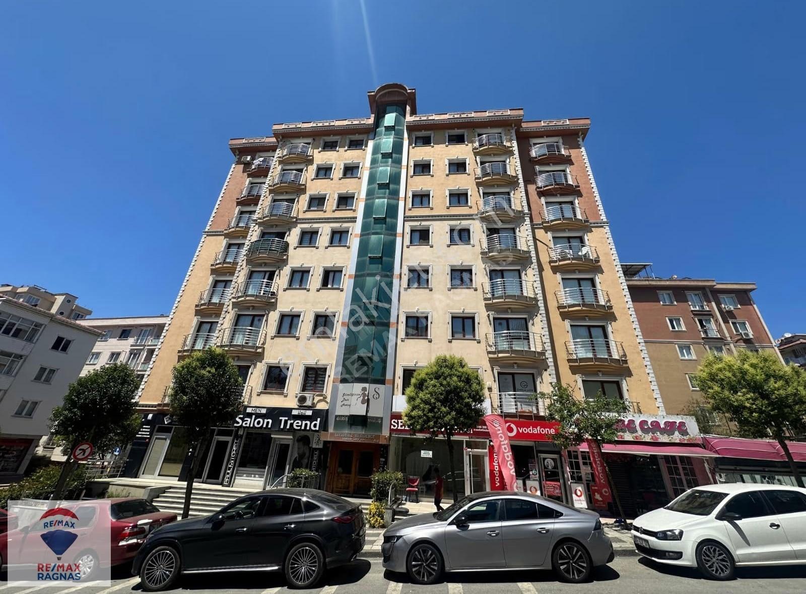 Ümraniye Mehmet Akif Mah. Elalmış Cad.konforlu 3+1 Kiralık Daire