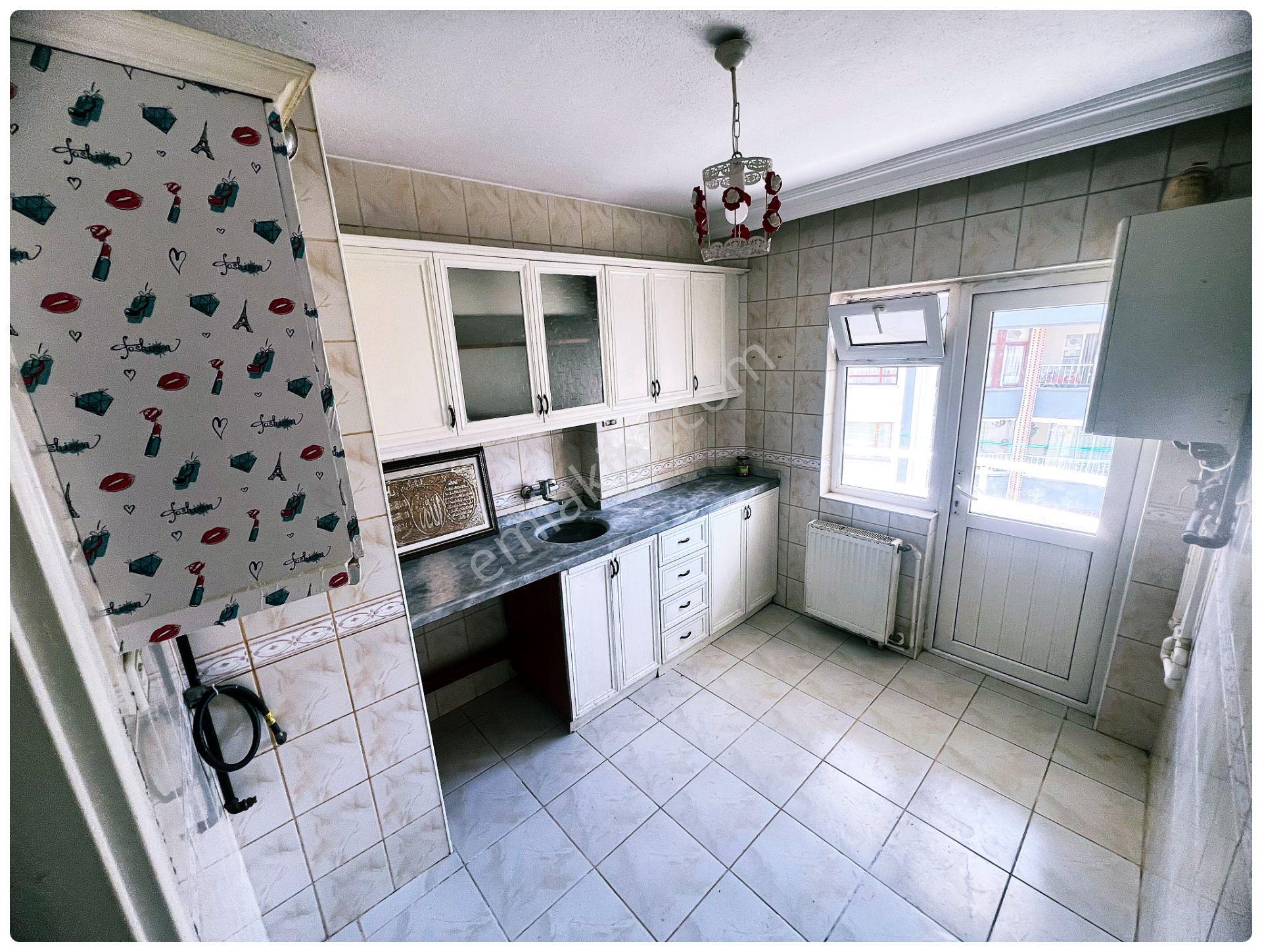 Cihandan Güzelyaka Mah Güventepe Cadde Üstü Kiralık 2+1 Daire - Görsel 3