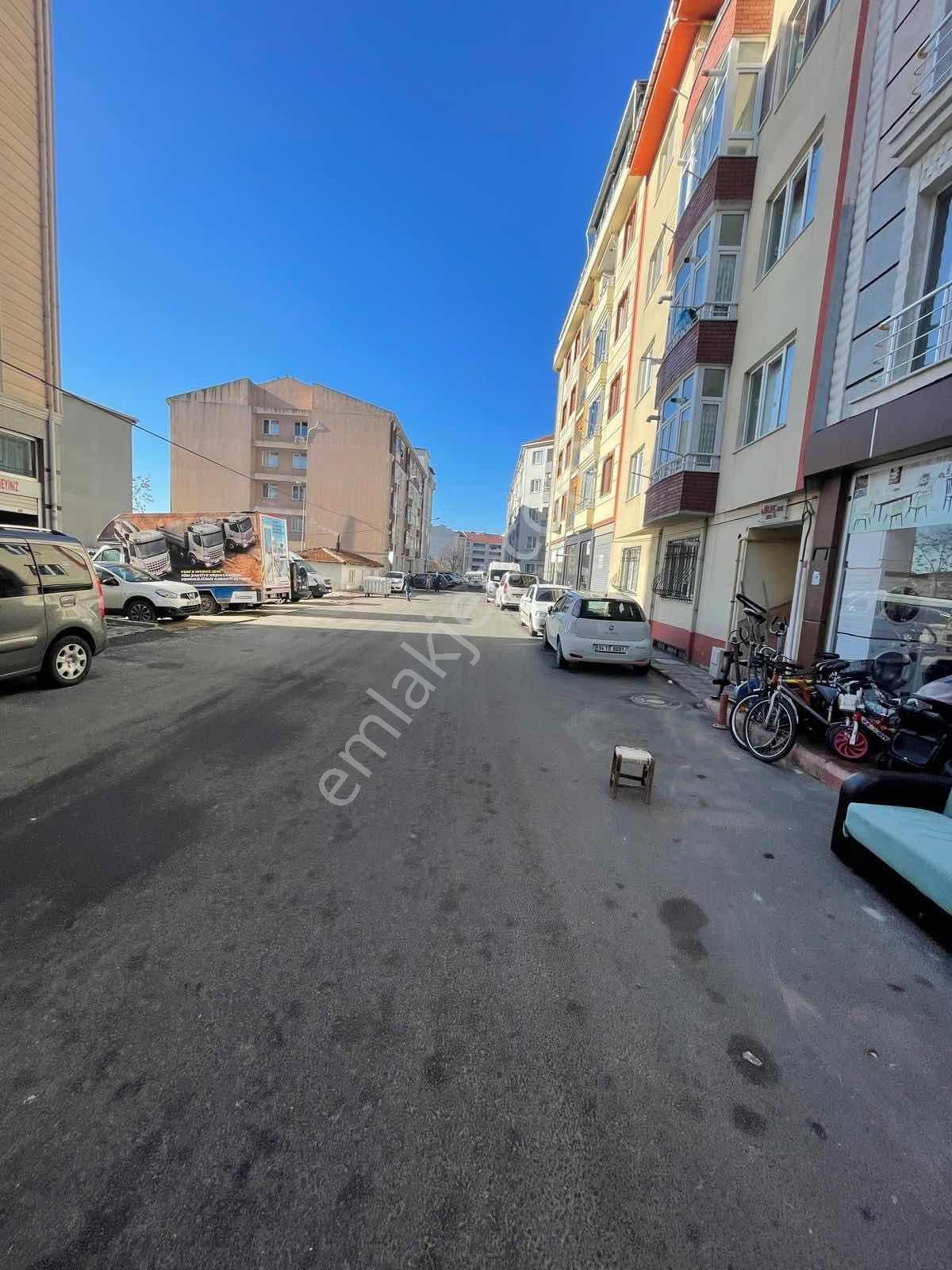 Reşadıye Mh De Şinasi Kurşun Caddesinde Satılık 180 M2 Dükkan - Görsel 18