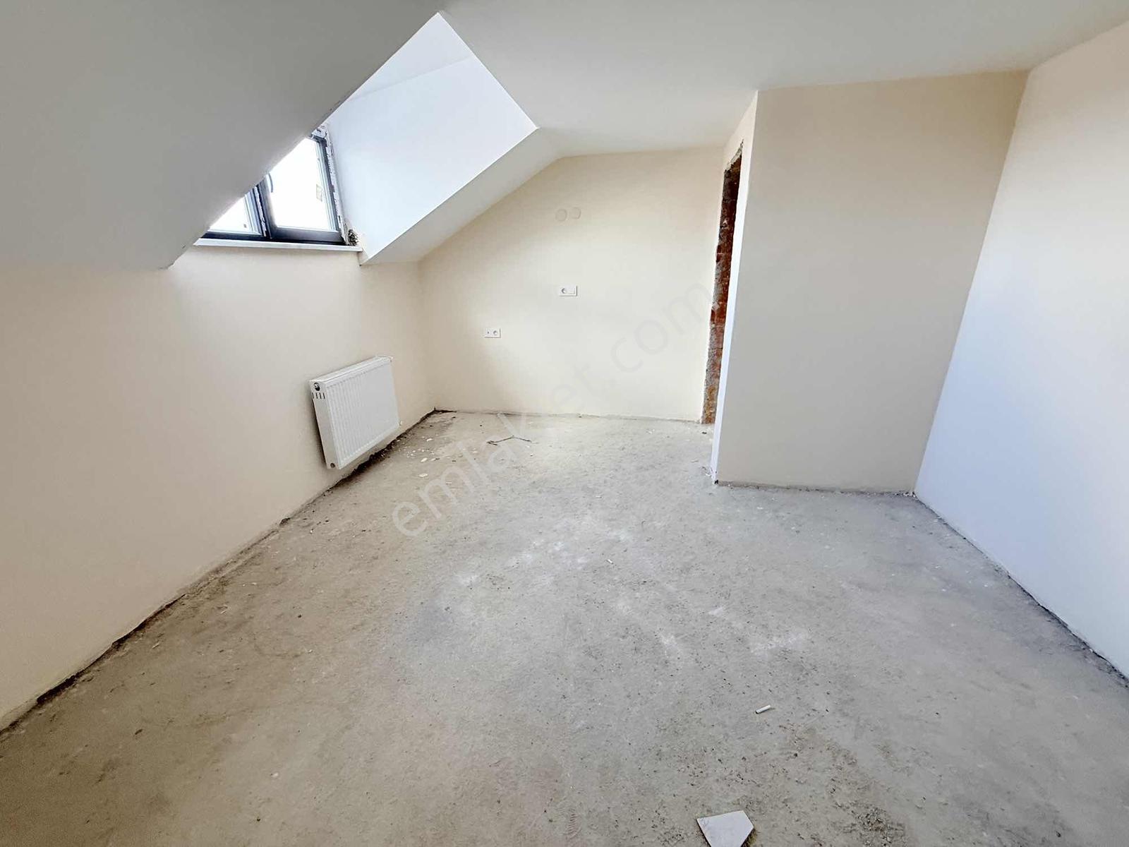 Arzu Emlak'tan Kıbrıs Caddesinde 4+2 240 M2 Dubleks Daire - Görsel 23