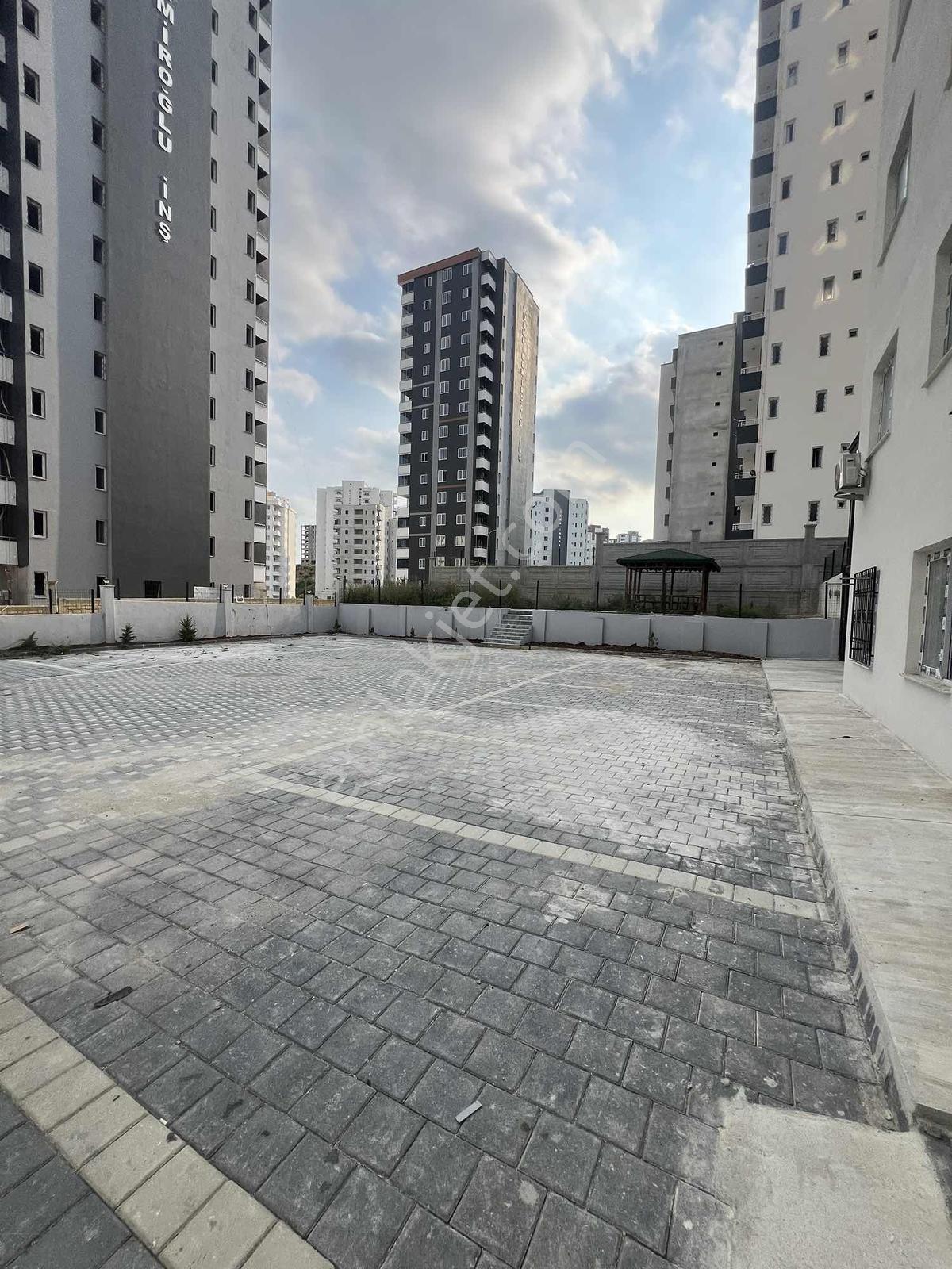Kulepark~farkıyla~çok~geniş~40~m2net~oturumlu~1+1~eşyalı~satılık - Görsel 26