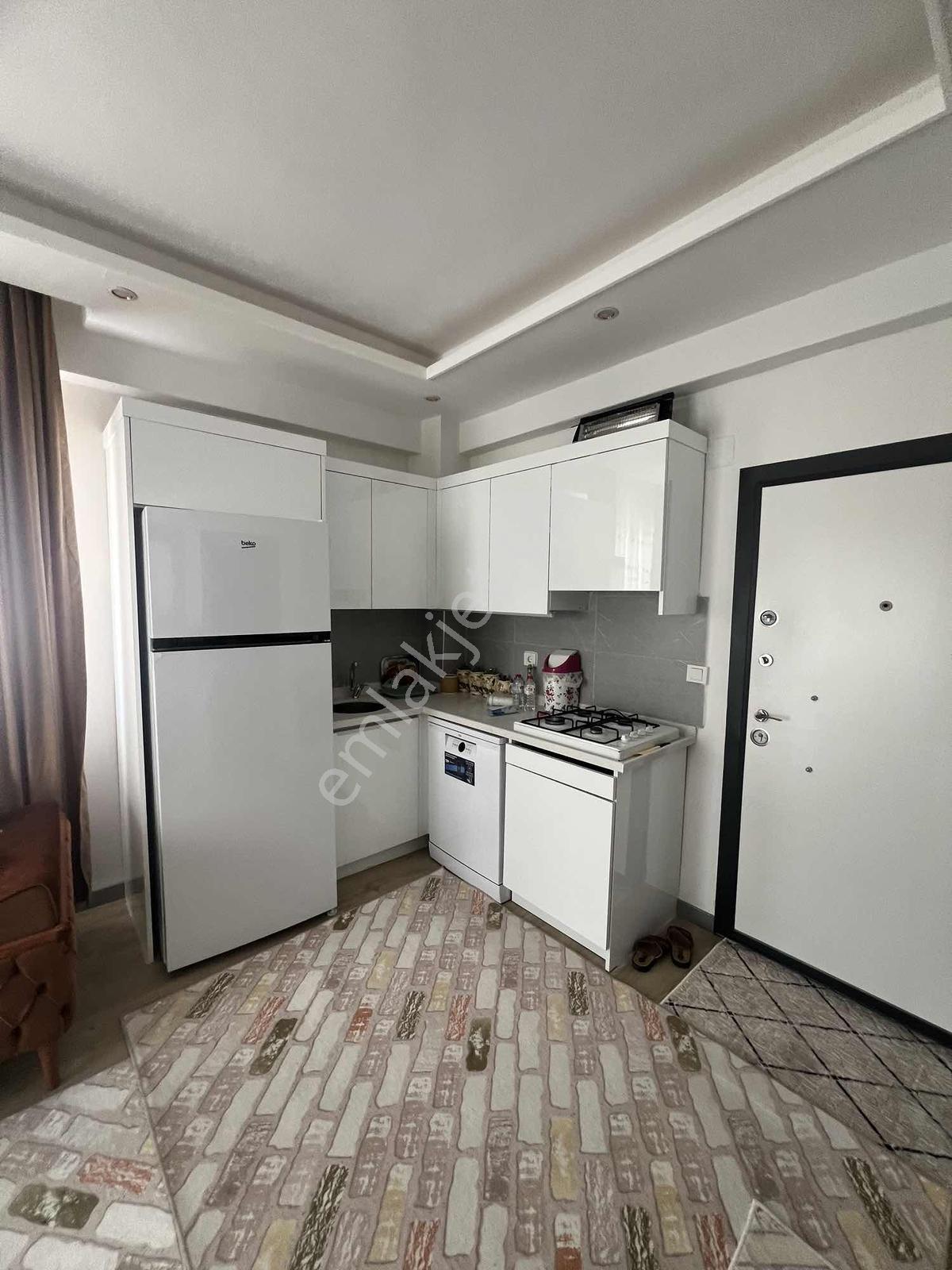 Kulepark~farkıyla~çok~geniş~40~m2net~oturumlu~1+1~eşyalı~satılık - Görsel 3