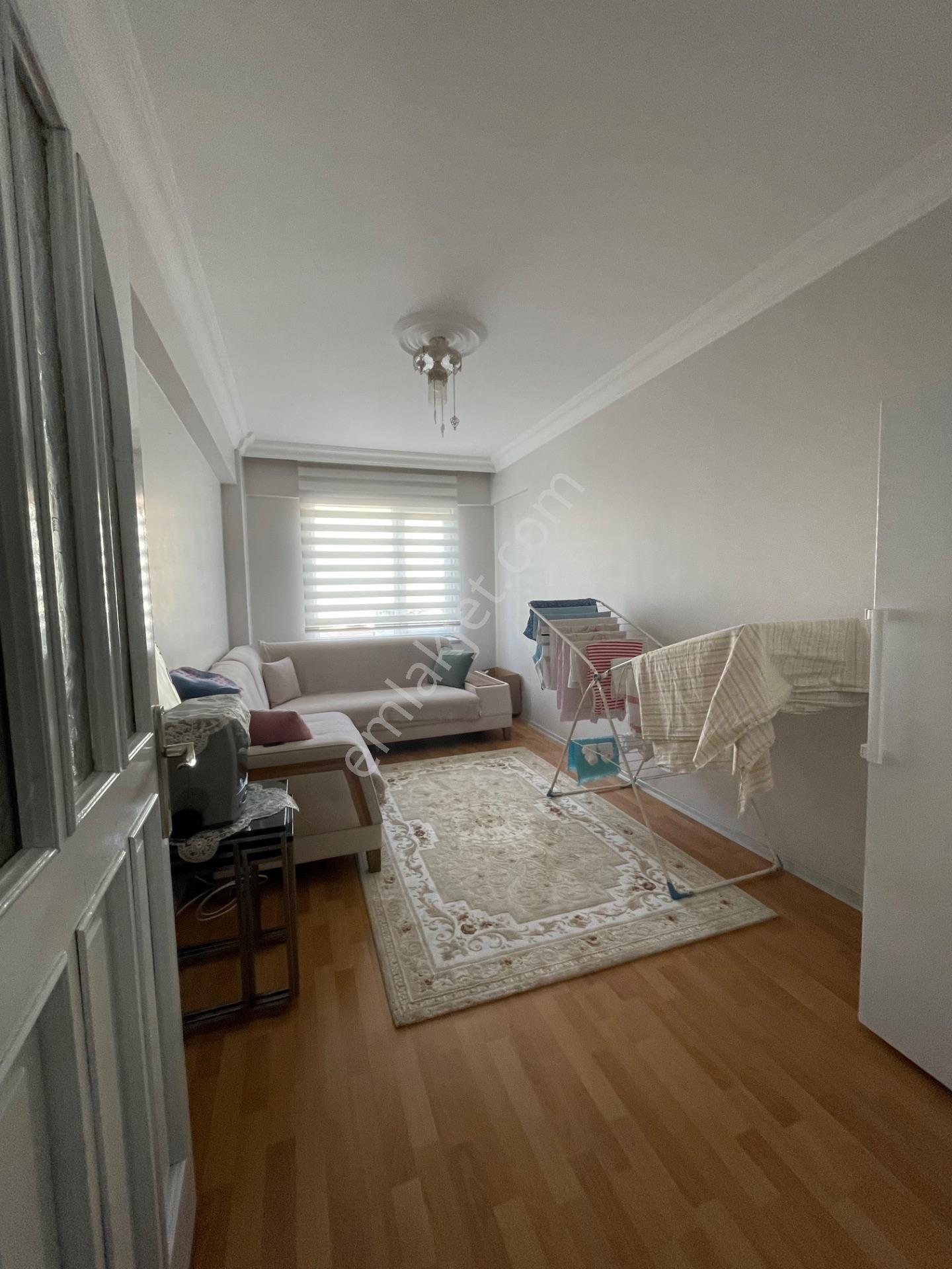 Muhittin Mahallesi'nde 150 M² Geniş, Masrafsız, 4 Balkonlu 3+1 Satılık Daire - Görsel 15