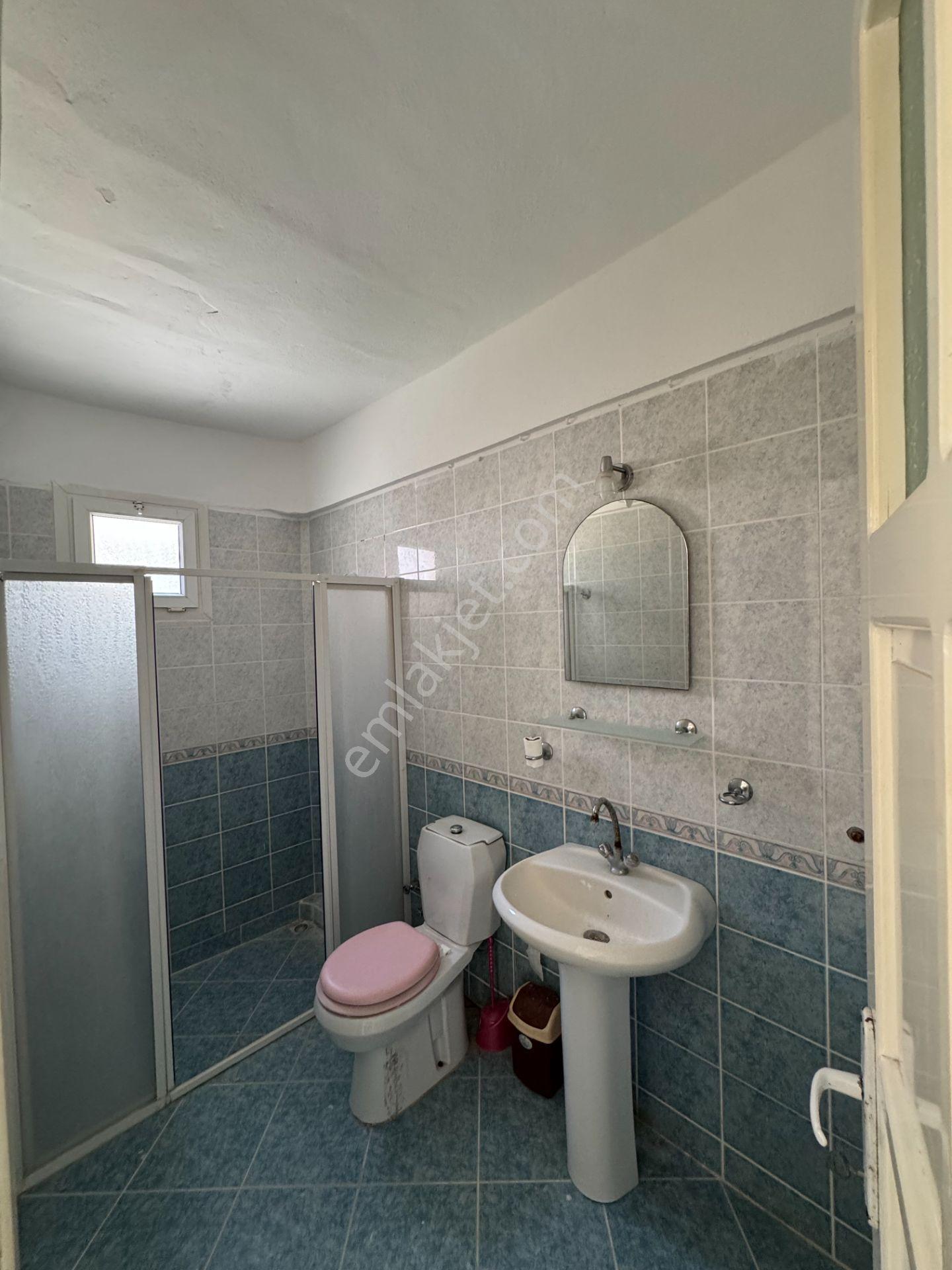 Deniz Manzaralı/ Bahçeli Site İçerisinde Havuzlu Villa - Görsel 20