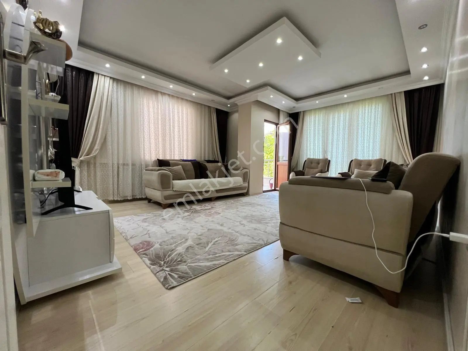 Kocasinan Merkez Mahallesinde Satılık 4+2 Dubleks Daire Güney Cephe