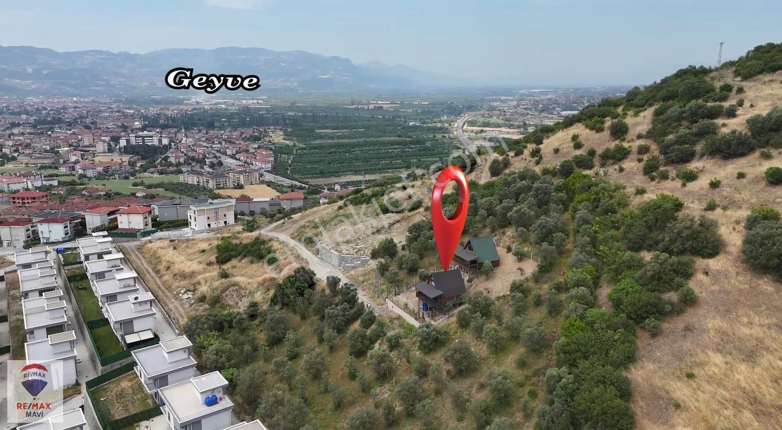 Geyve Epçelerde Manzaralı 503 M² Arsa İçinde 2 Resmi Bungalov - Görsel 9