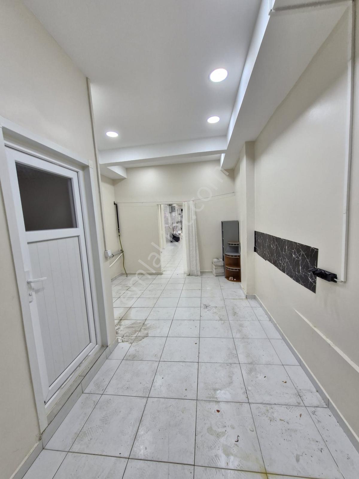 Muğla Emlaktan Cadde Üstü 80m Lavabolu Satılık Kiracılı İşyeri - Görsel 8