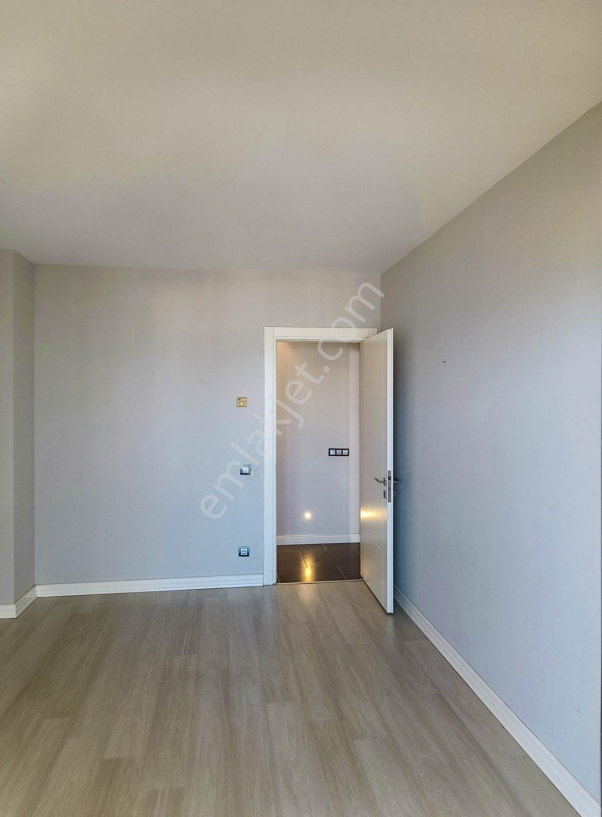 Hasköy Demotowers Sitesinde Muhteşem Deniz Manzaralı Satılık 3+1 - Görsel 3
