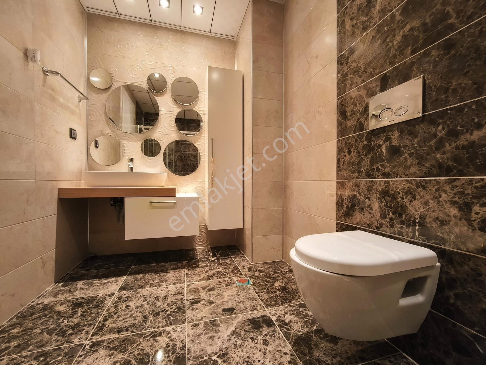Hasköy Demotowers Sitesinde Muhteşem Deniz Manzaralı Satılık 3+1