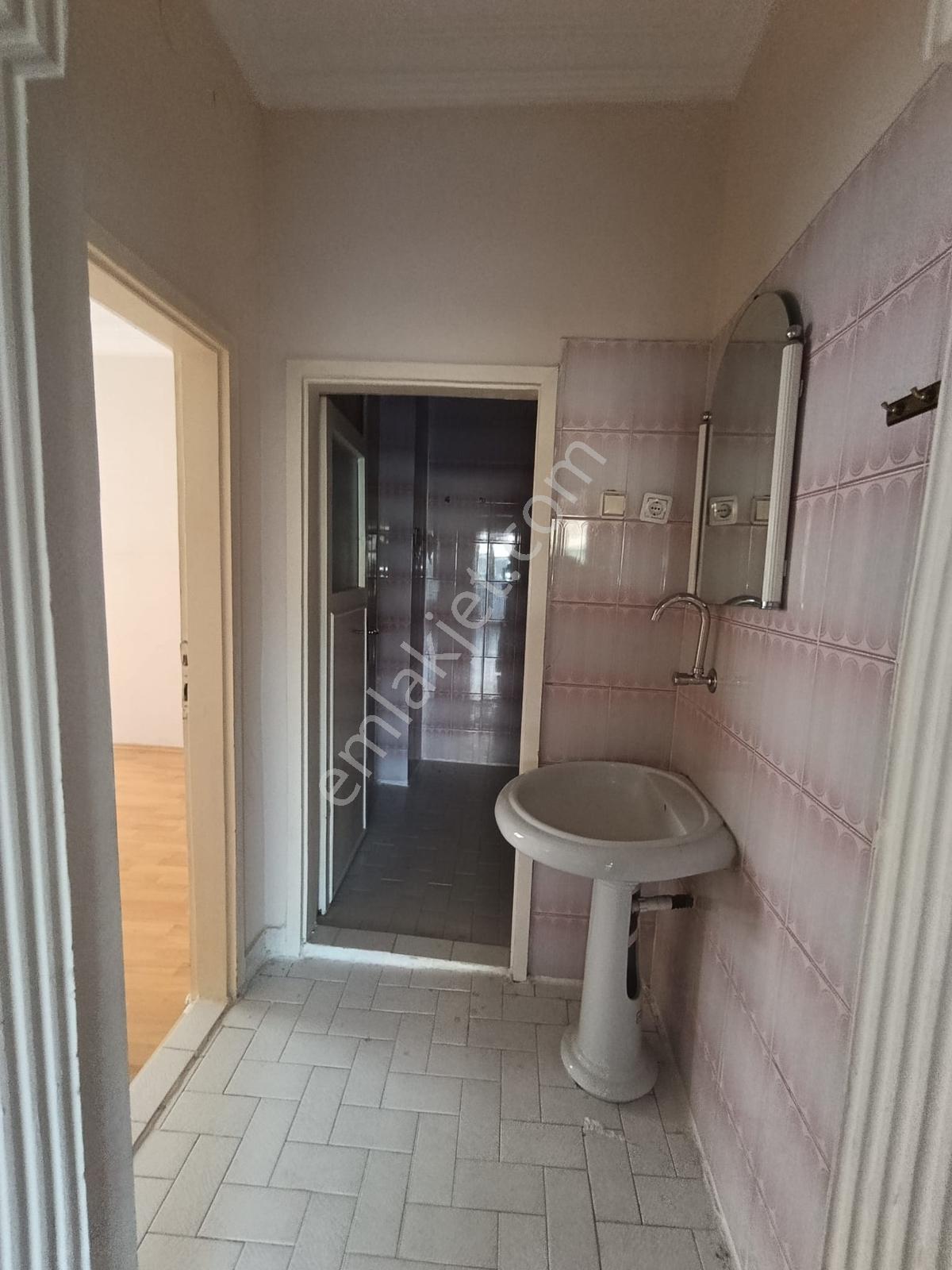 Mes Emlak'tan Pazar Pazarı Karşısı 3+1 Kiralık Kupon Daire - Görsel 15