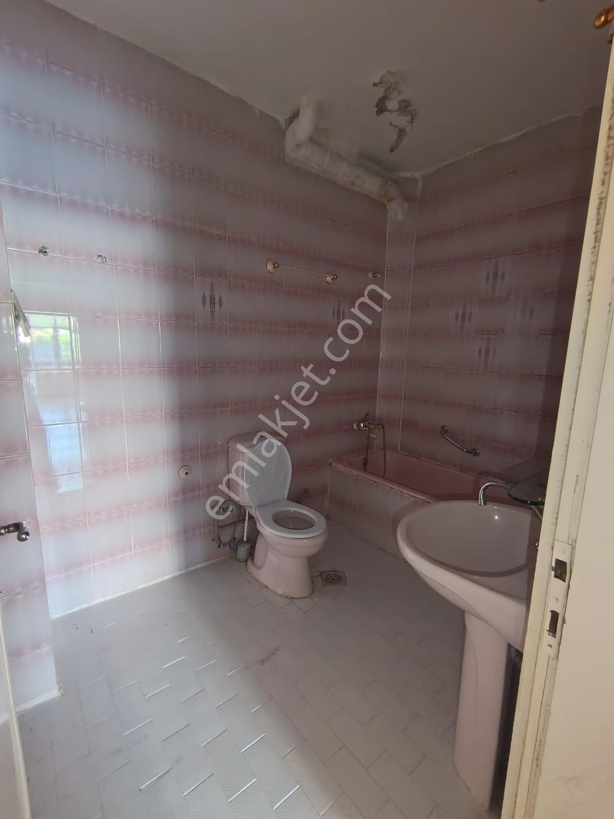 Mes Emlak'tan Pazar Pazarı Karşısı 3+1 Kiralık Kupon Daire - Görsel 25