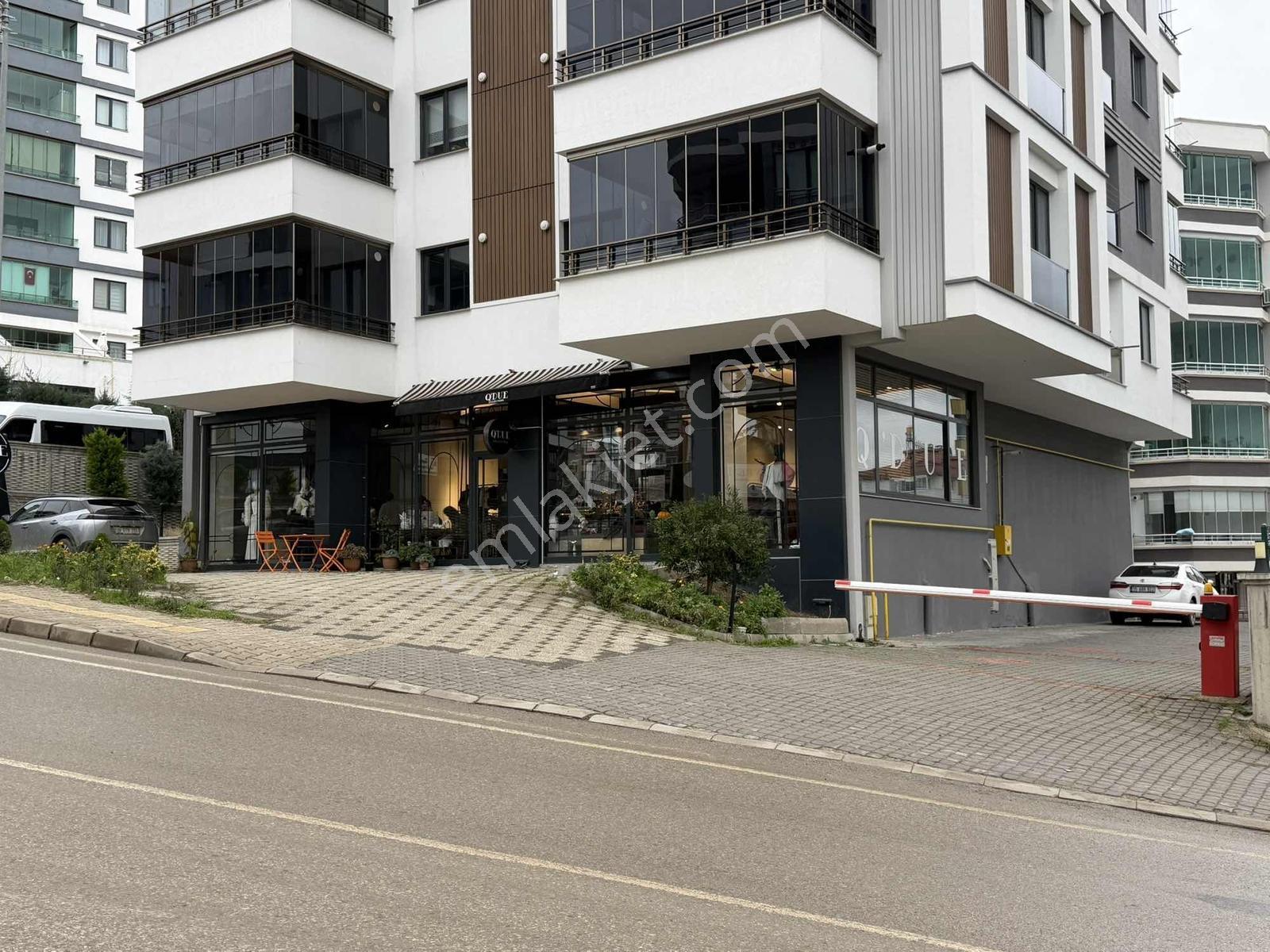 Serhat Caddesine Cephe Yüksek Kira Getirili Satılık Dükkan - Görsel 4