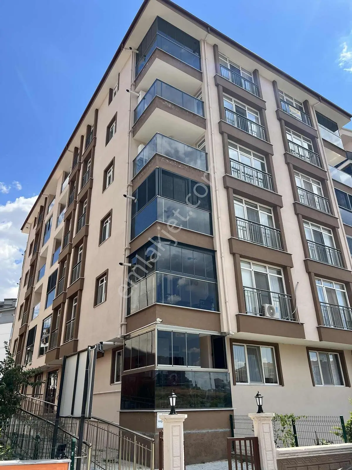 Cumhuriyet Mah. İnci Yaşam Evleri Kiralık 3+1 Daire- Odrisya