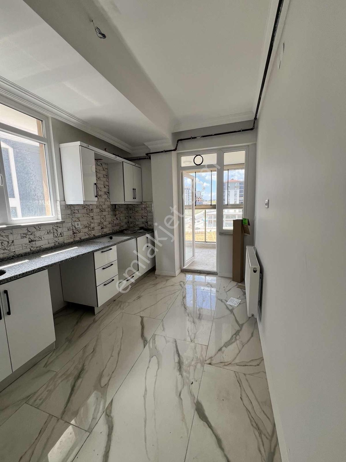 Cumhuriyet Mah. İnci Yaşam Evleri Kiralık 3+1 Daire- Odrisya - Görsel 3
