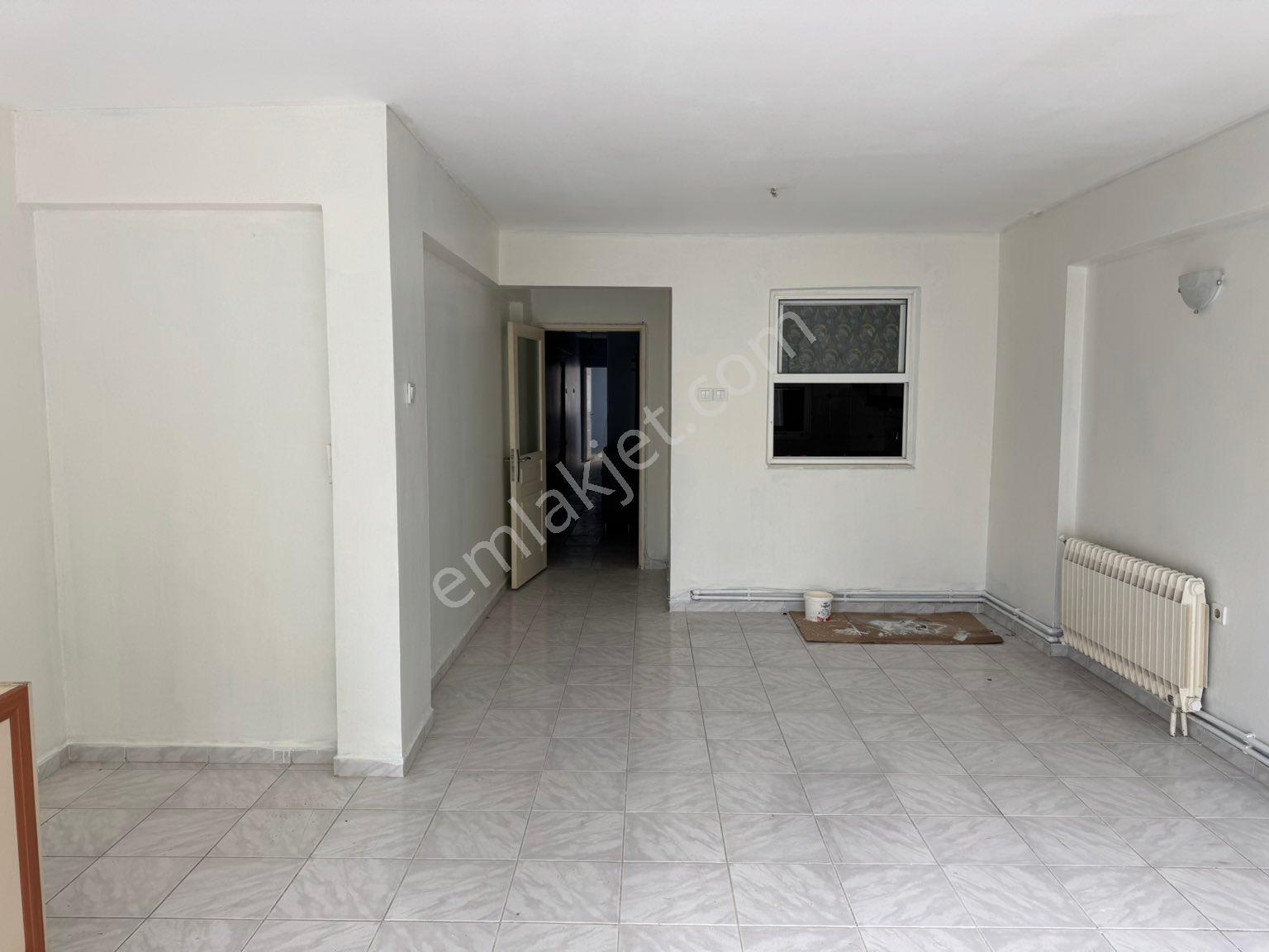 2. Anafartalar Mah Tümen Caddesi Satılık Ara Kat Dairemiz - Görsel 4