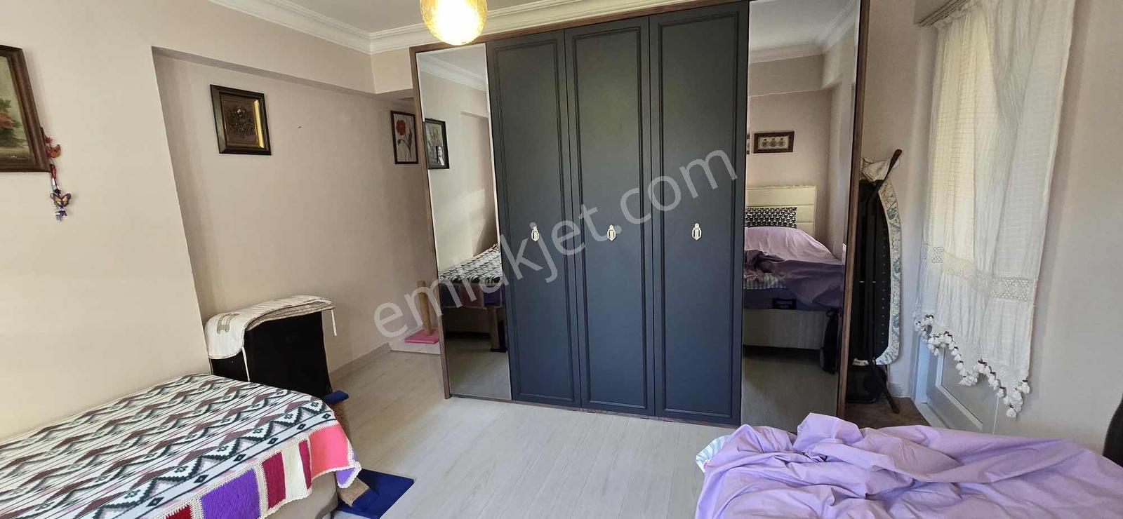 Üsküdar Caddesine Adım Mesafede Satılık Arakat Daire - Görsel 14