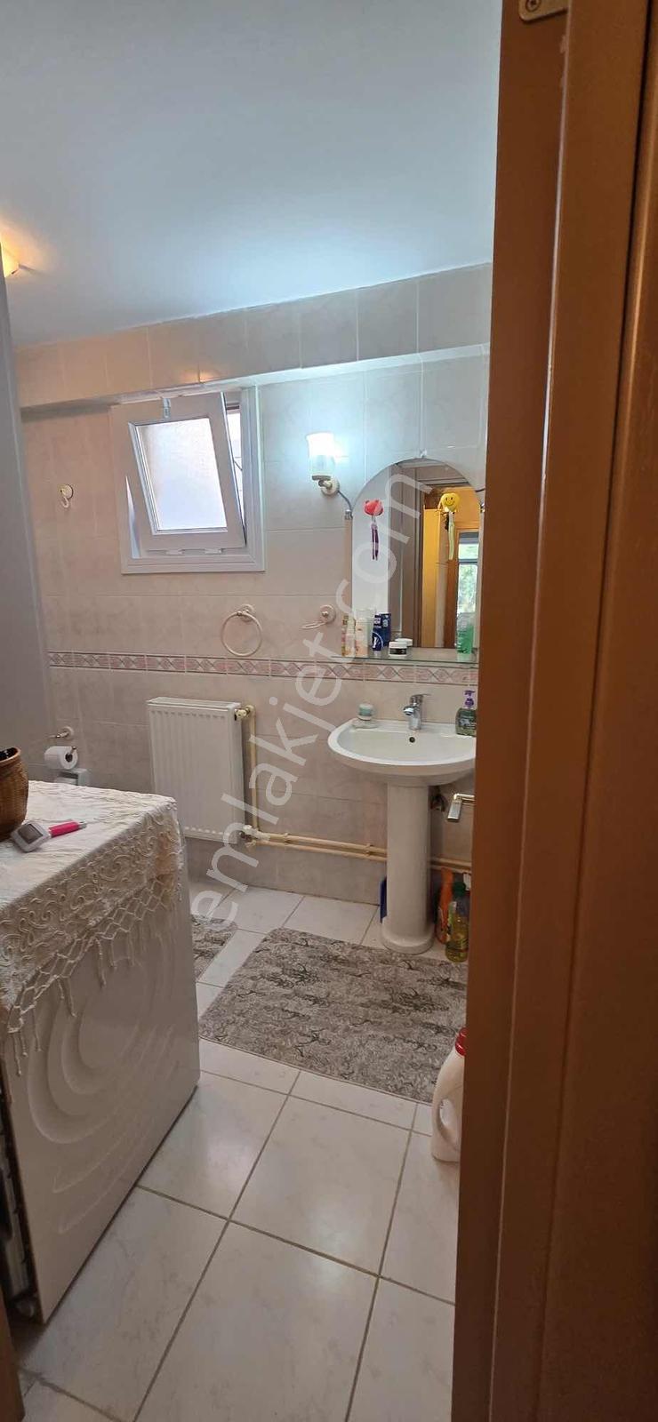 Üsküdar Caddesine Adım Mesafede Satılık Arakat Daire - Görsel 11