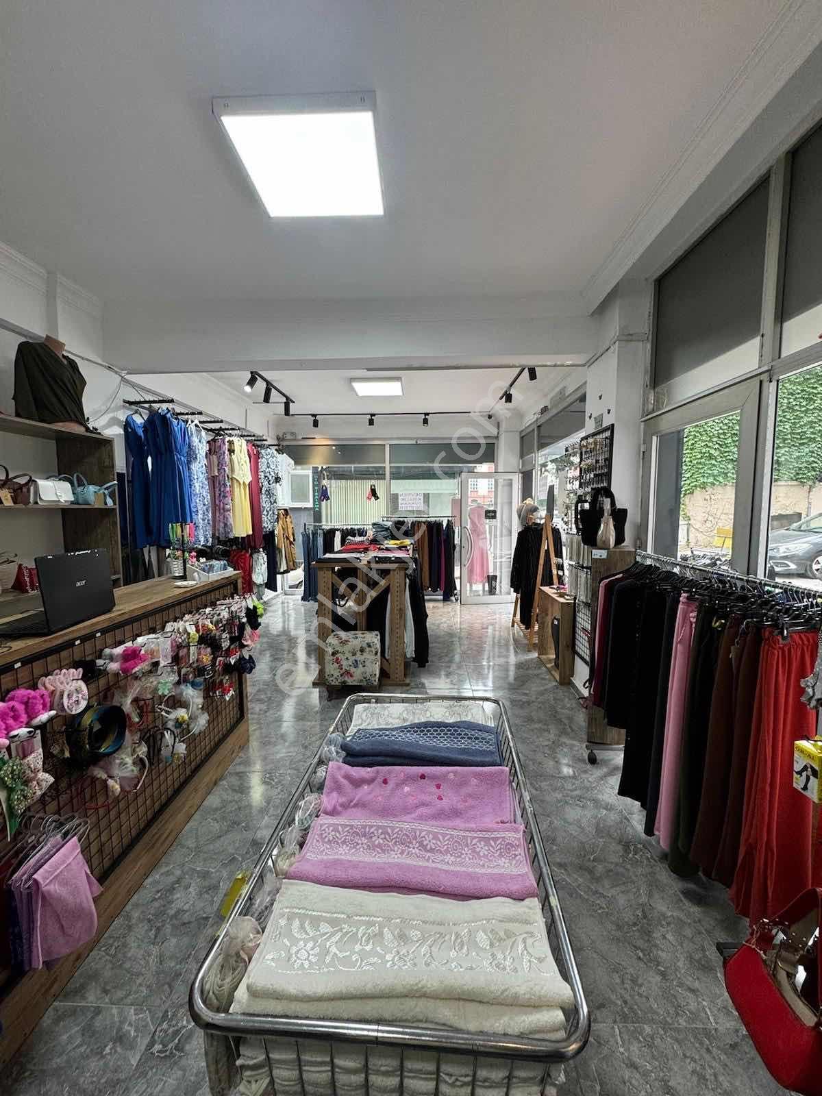 ▇ Gazi Caddesi'ne 20 Metre Devren Kiralık Butik ▇ - Görsel 3