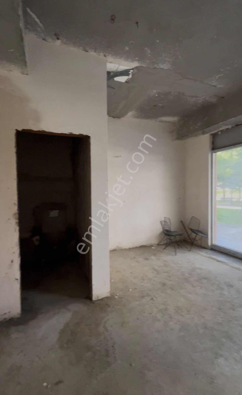 Tarcanlardan Tuana Evlerinde Site İçi Satılık Dükkan - Görsel 9