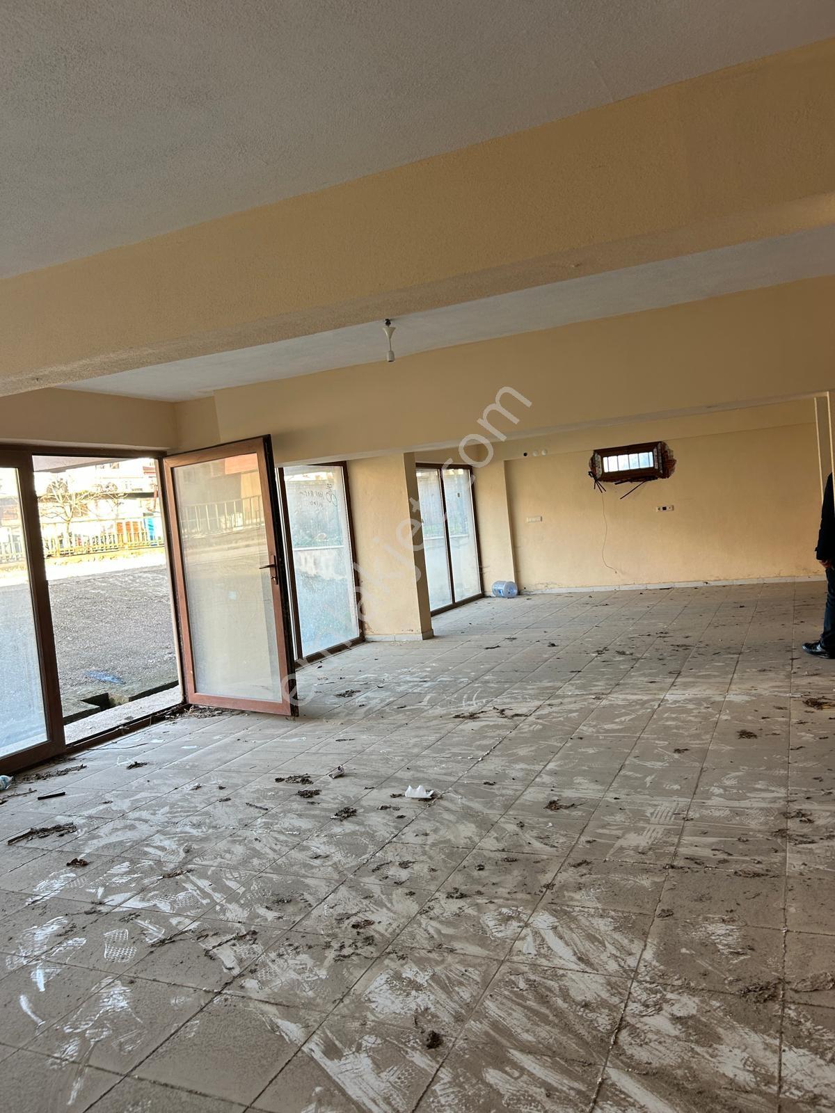 Cide Garaj Mevki 250 M2 Satılık Ticari Dükkan Ve Depo - Görsel 4
