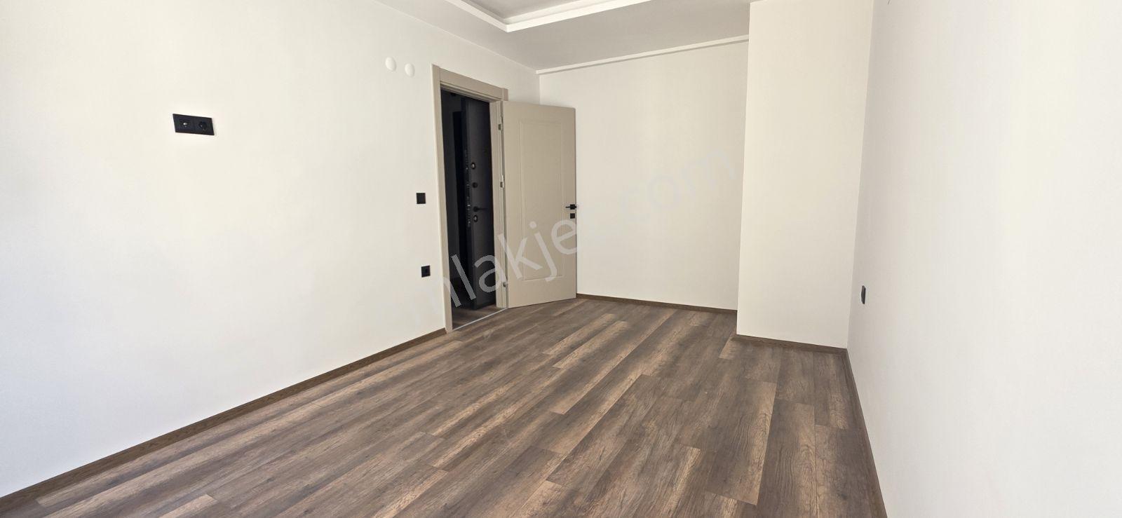 Naciye Arapoğlu/ Yenimahalle'de Sahile Yakın Satılık 1+1 Daire - Görsel 14