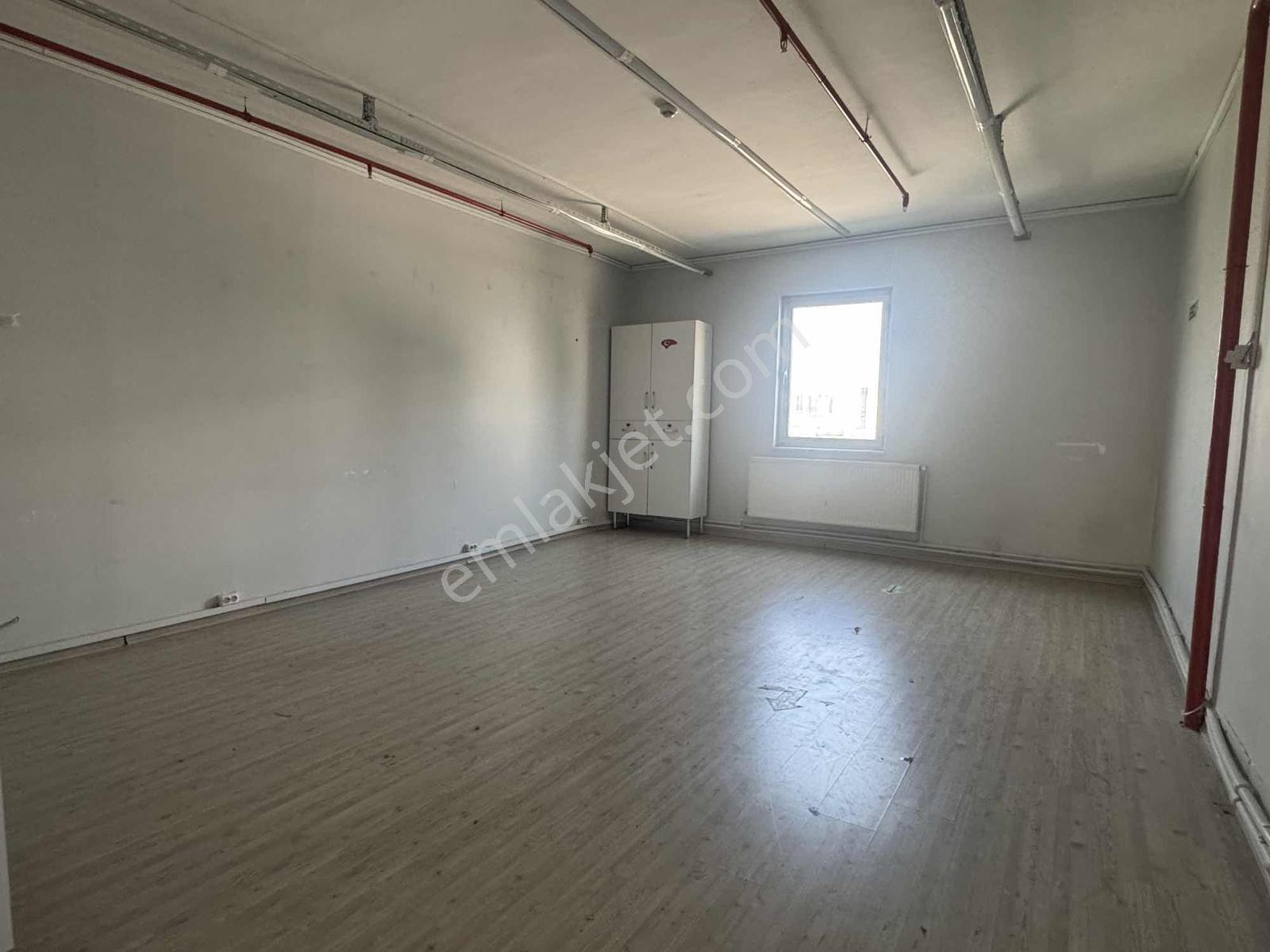 Esenyurt Doğuş Oto Arkası Kiralık 500 M2 İmalathane Üretim Alanı - Görsel 10