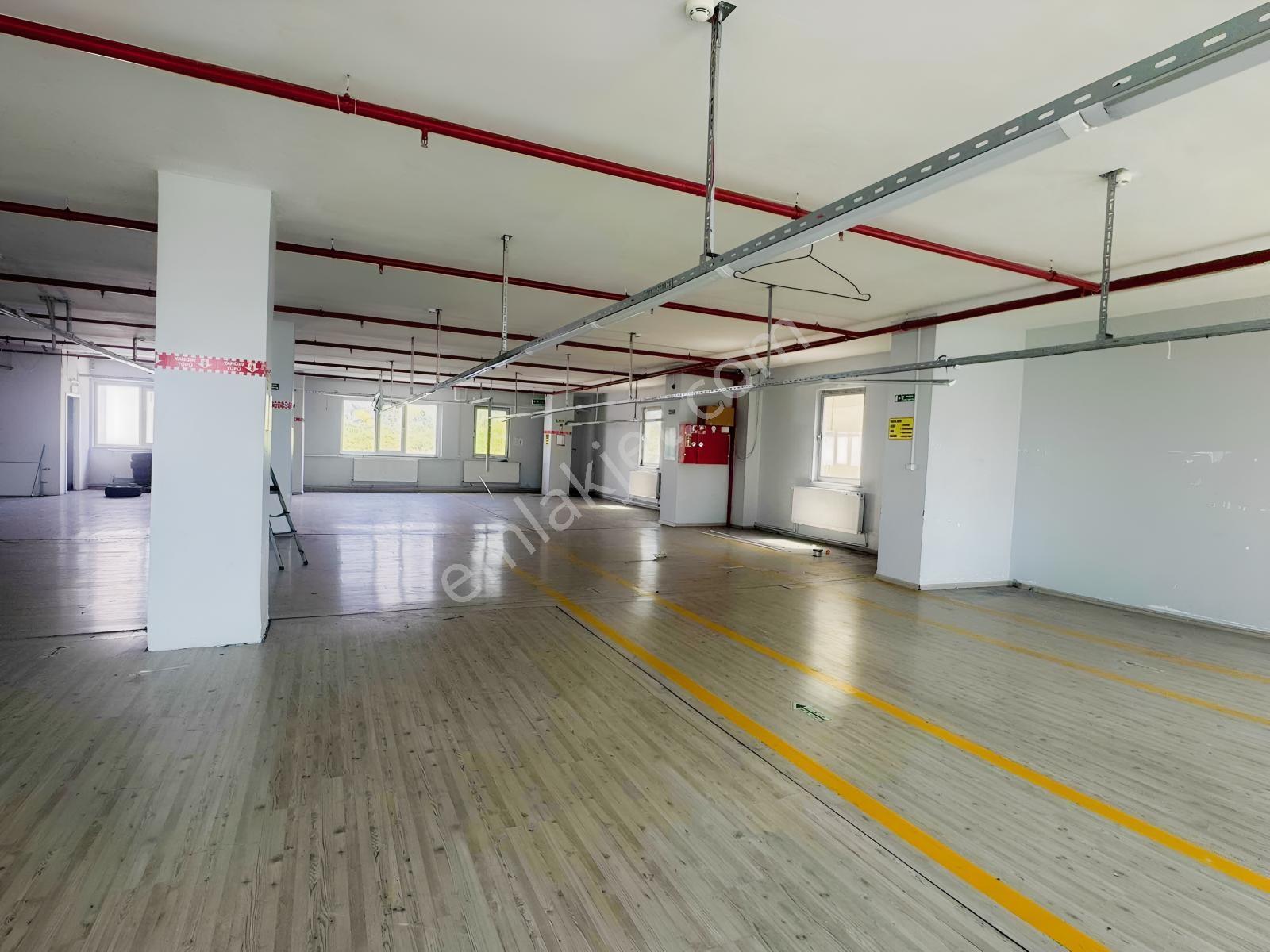 Esenyurt Doğuş Oto Arkası Kiralık 500 M2 İmalathane Üretim Alanı - Görsel 4