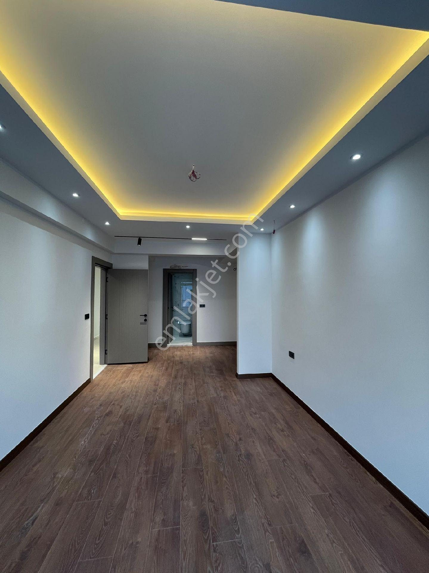 2+1 Cleopatra Denize Sıfır ( 3+1 ,den Çevirilmiş Daire
