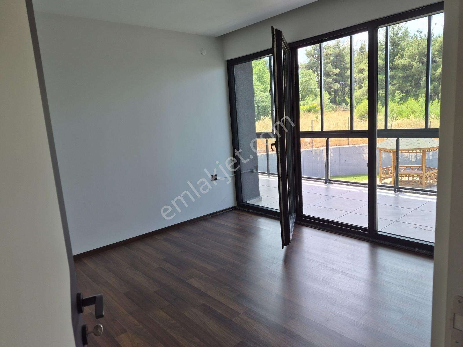 Remax Advantage'den Kiralık Gümüştepe'de 4.5+1 Lüks Daire - Görsel 4
