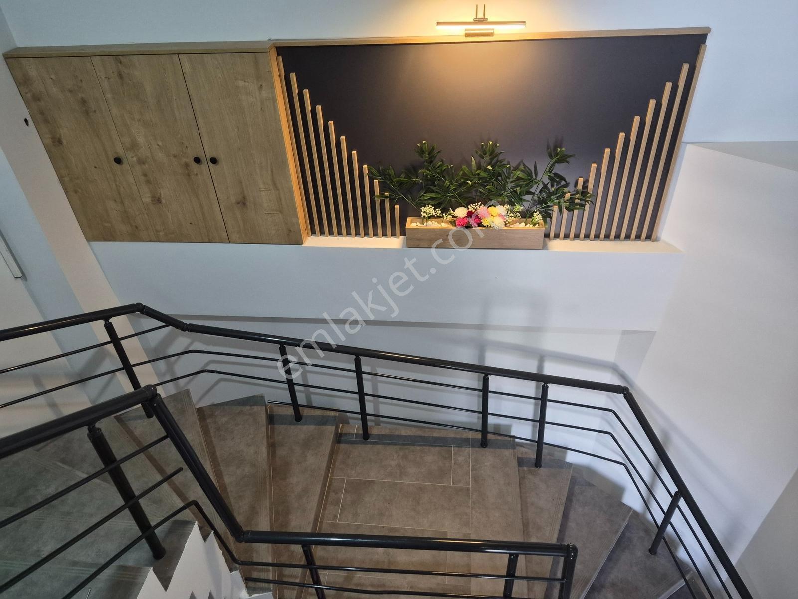 Remax Advantage'den Kiralık Gümüştepe'de 4.5+1 Lüks Daire - Görsel 31